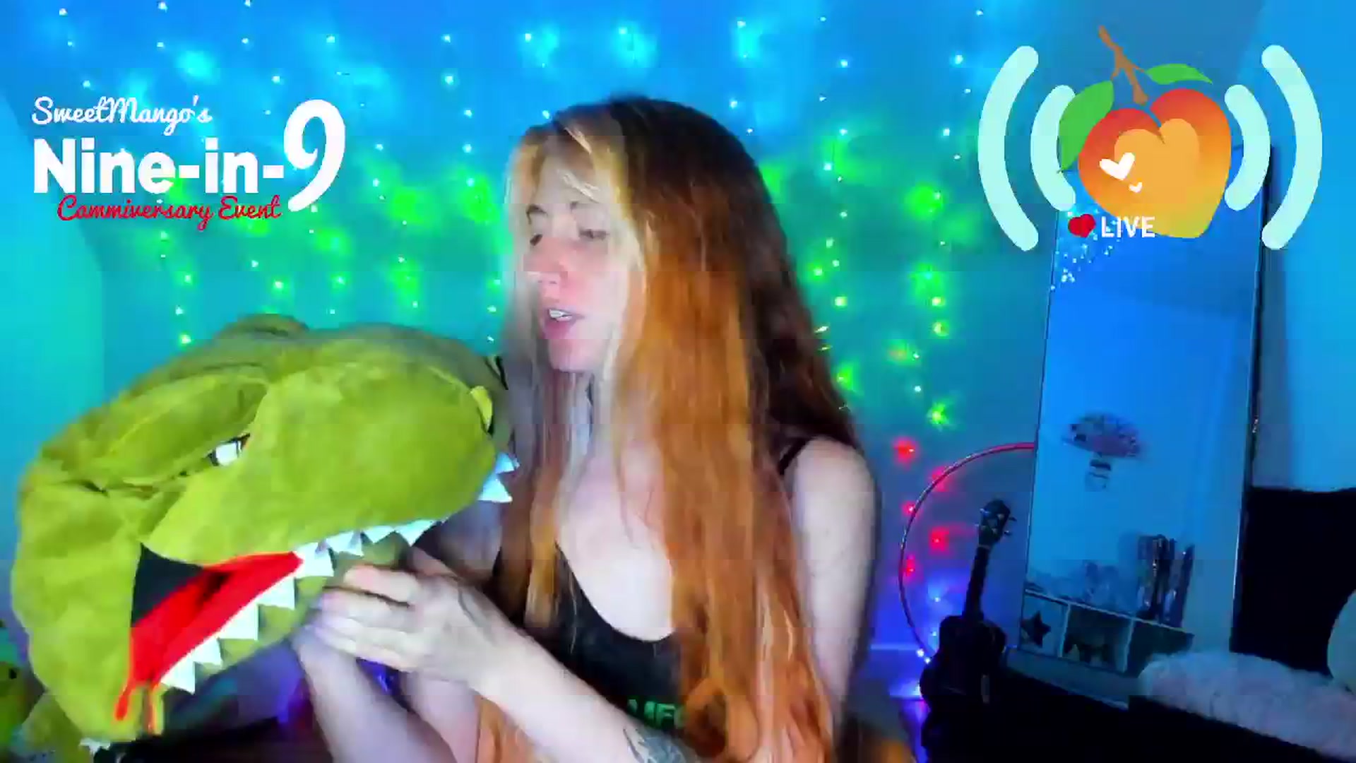 Gallery image thumbnail from SweetMango's myfreecams stream on, 07/18/2024, 05:15 image 5 of 20