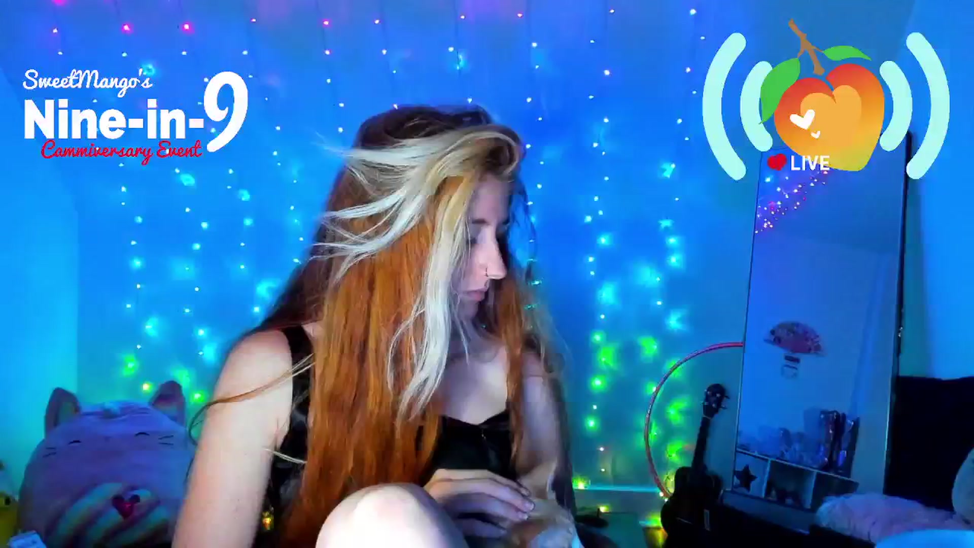 Gallery image thumbnail from SweetMango's myfreecams stream on, 07/18/2024, 05:15 image 17 of 20