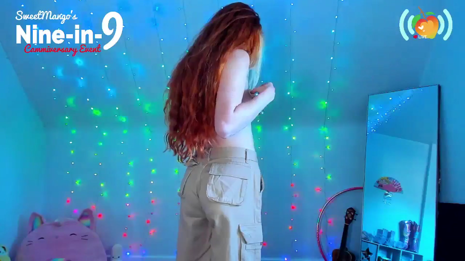 Gallery image thumbnail from SweetMango's myfreecams stream on, 07/20/2024, 23:44 image 18 of 20