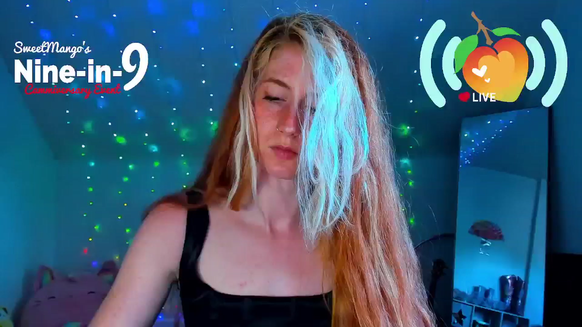 Gallery image thumbnail from SweetMango's myfreecams stream on, 07/20/2024, 23:44 image 10 of 20