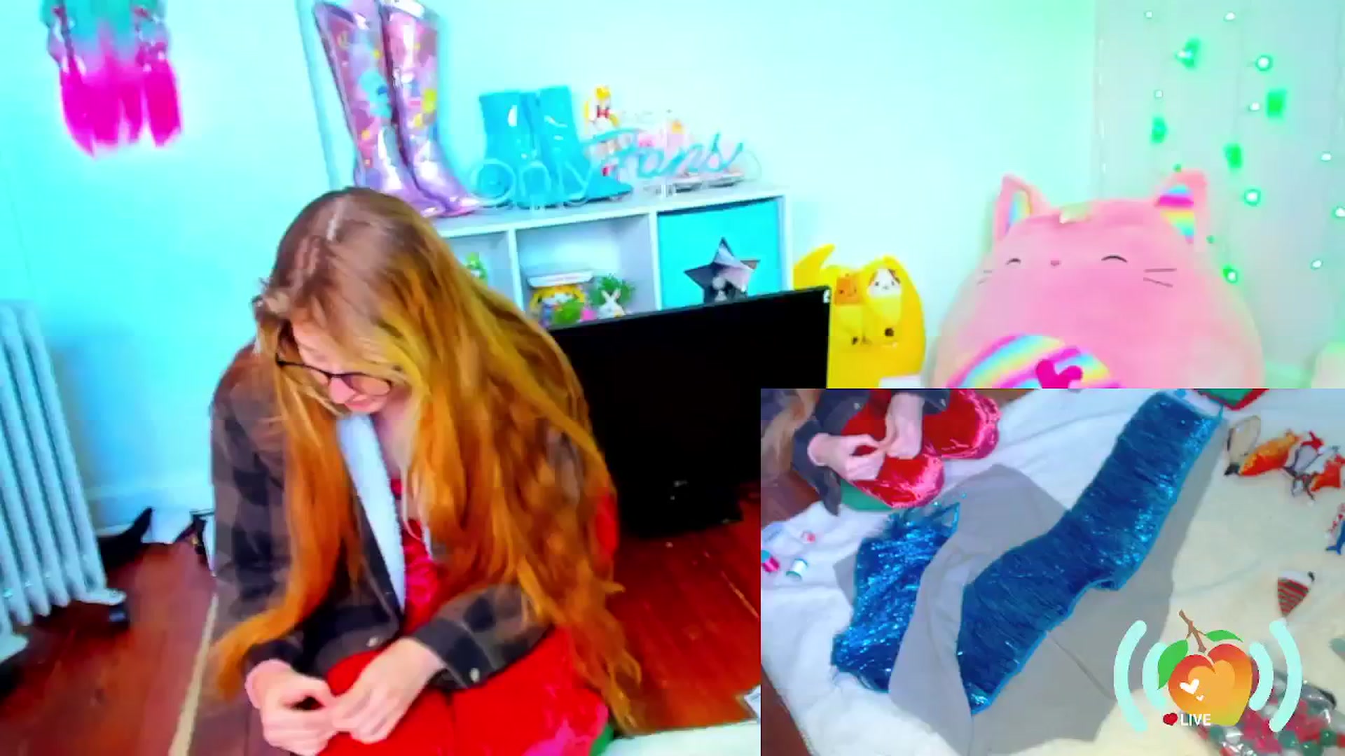 Gallery image thumbnail from SweetMango's myfreecams stream on, 12/02/2024, 20:23 image 7 of 20