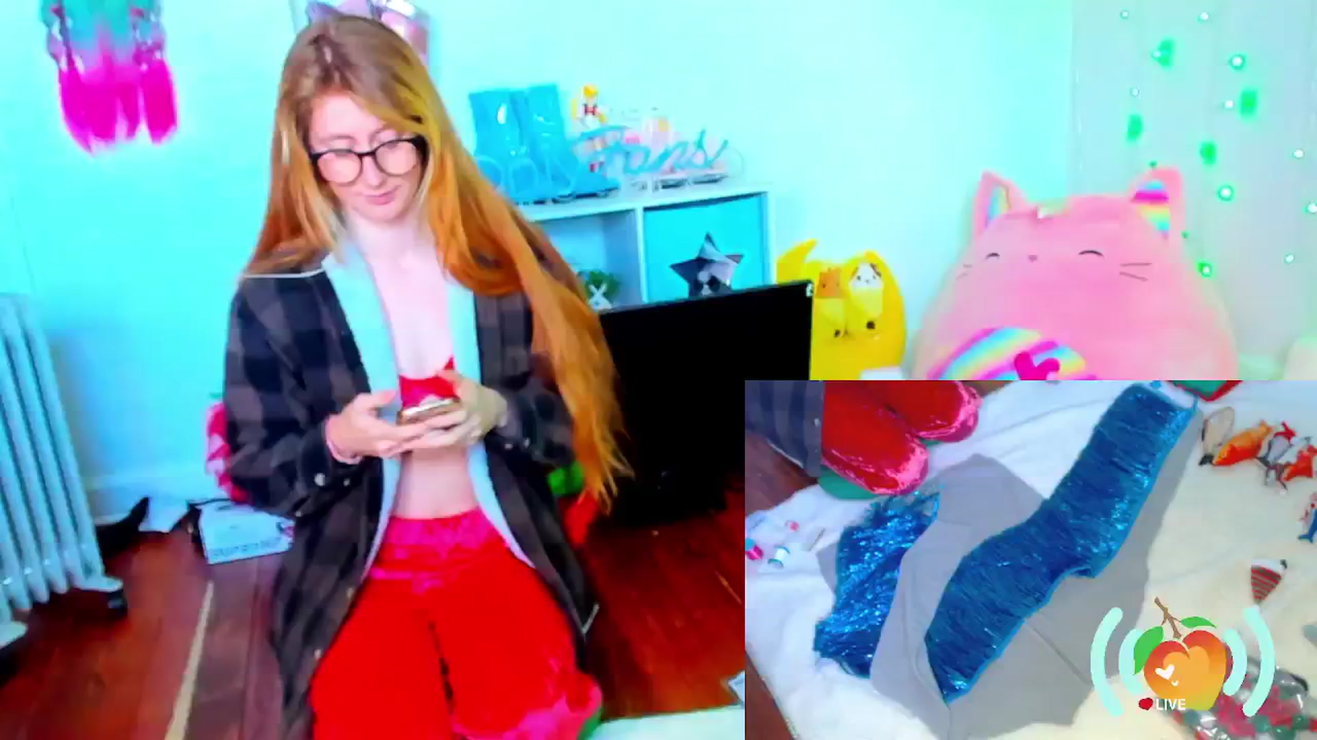 Gallery image thumbnail from SweetMango's myfreecams stream on, 12/02/2024, 20:23 image 4 of 20