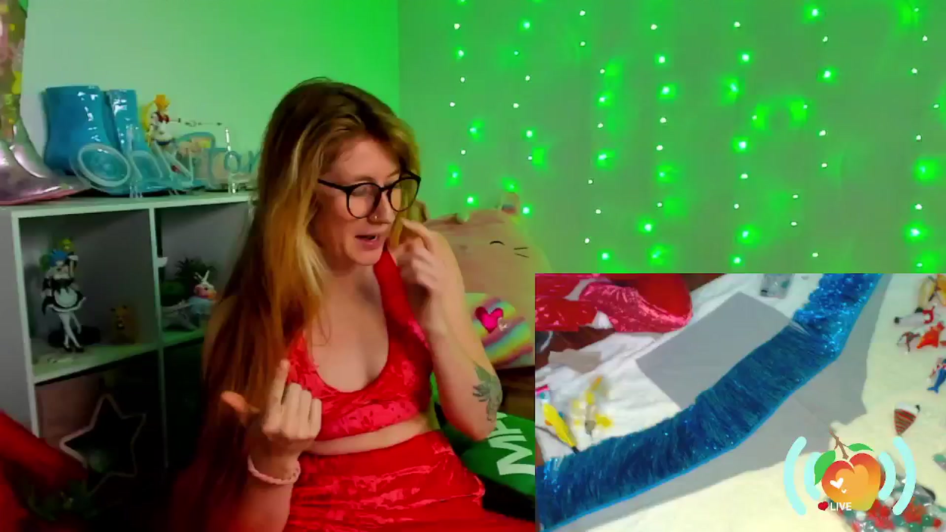 Gallery image thumbnail from SweetMango's myfreecams stream on, 12/02/2024, 21:33 image 16 of 20