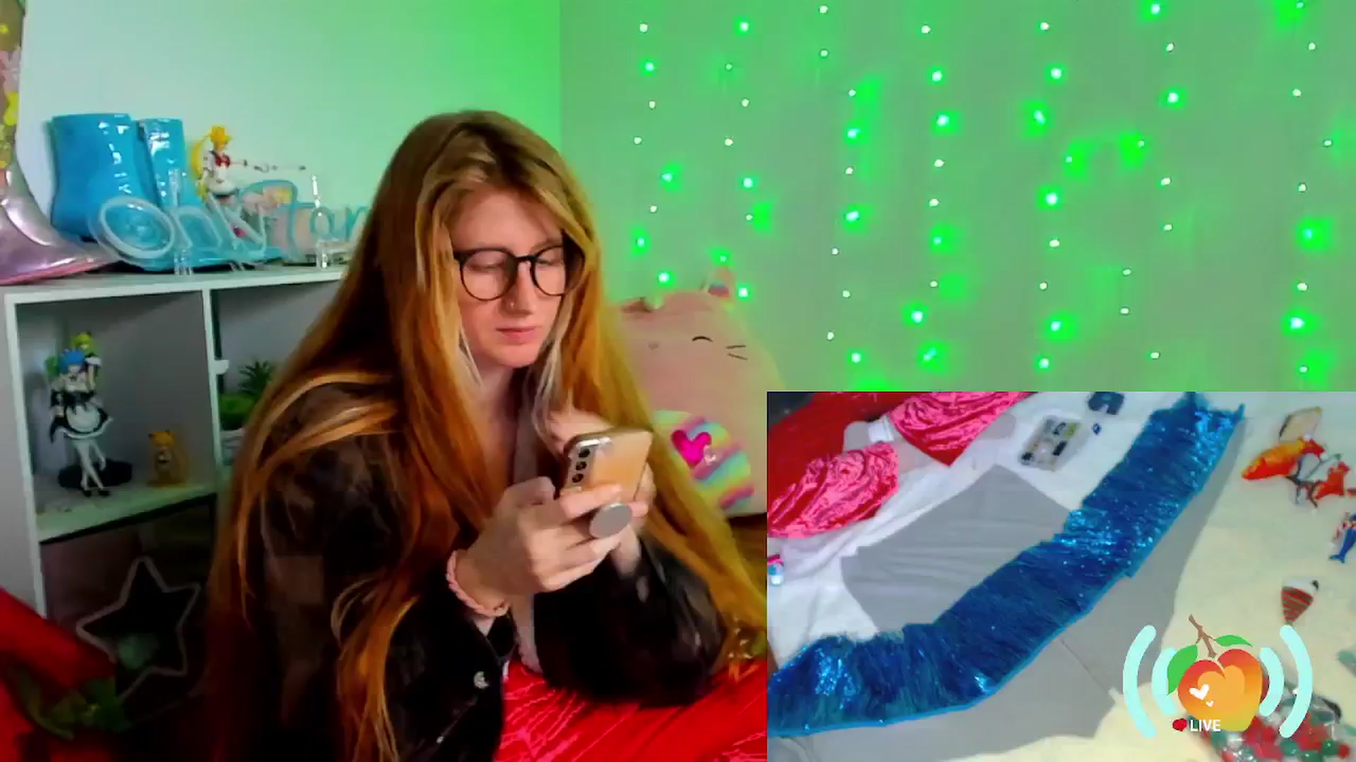 Gallery image thumbnail from SweetMango's myfreecams stream on, 12/02/2024, 21:33 image 7 of 20