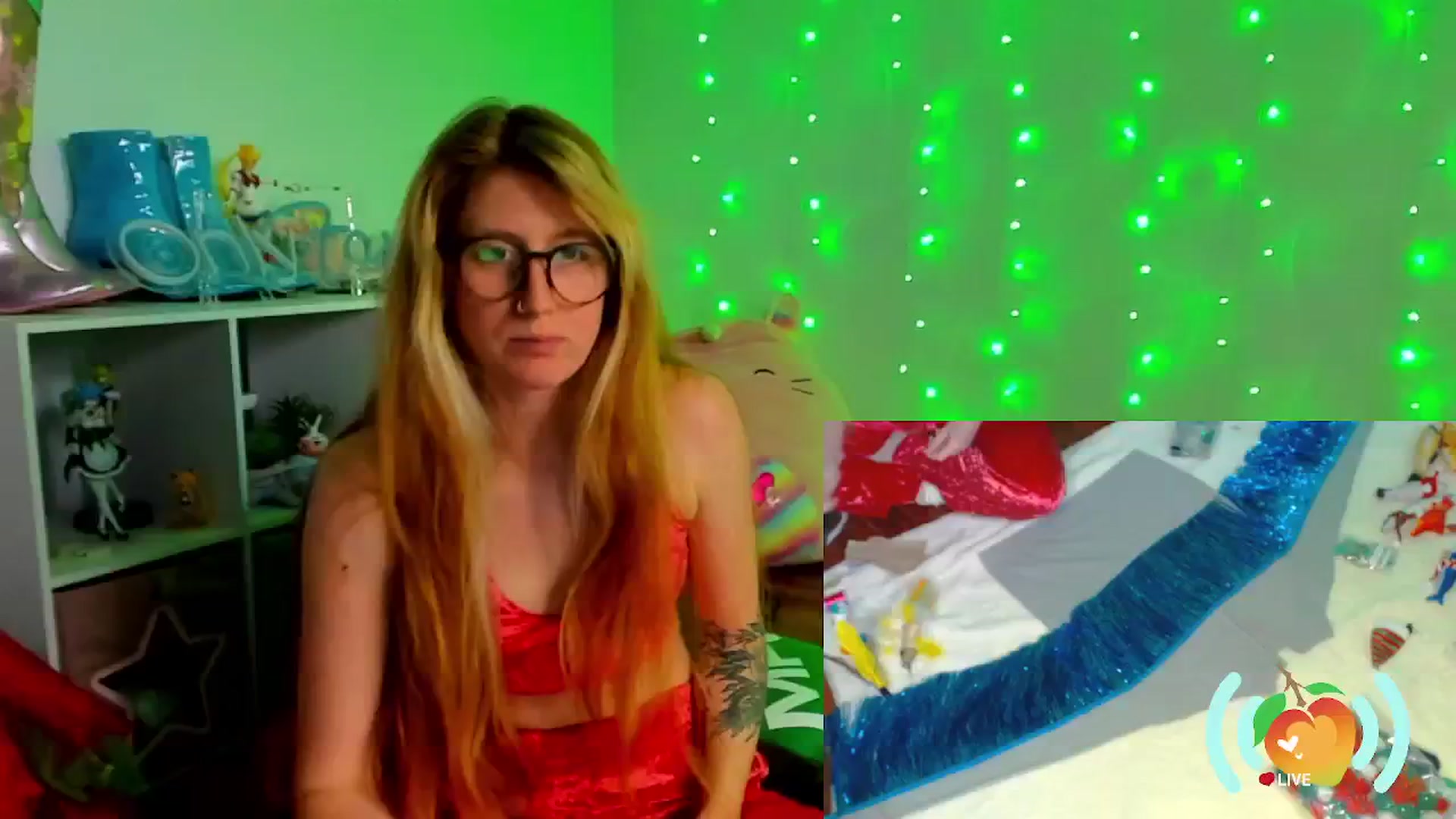 Gallery image thumbnail from SweetMango's myfreecams stream on, 12/02/2024, 21:33 image 18 of 20
