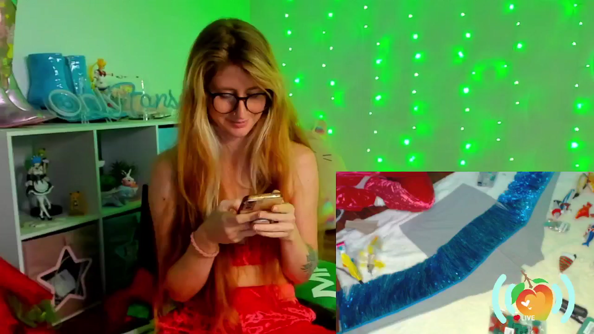 Gallery image thumbnail from SweetMango's myfreecams stream on, 12/02/2024, 21:33 image 19 of 20