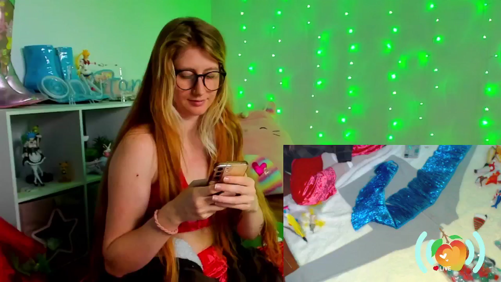 Gallery image thumbnail from SweetMango's myfreecams stream on, 12/02/2024, 21:33 image 12 of 20