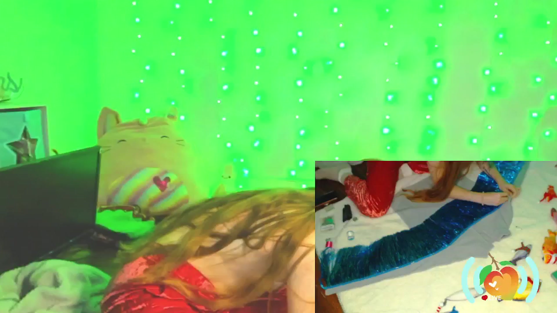 Gallery image thumbnail from SweetMango's myfreecams stream on, 12/03/2024, 24:23 image 19 of 20