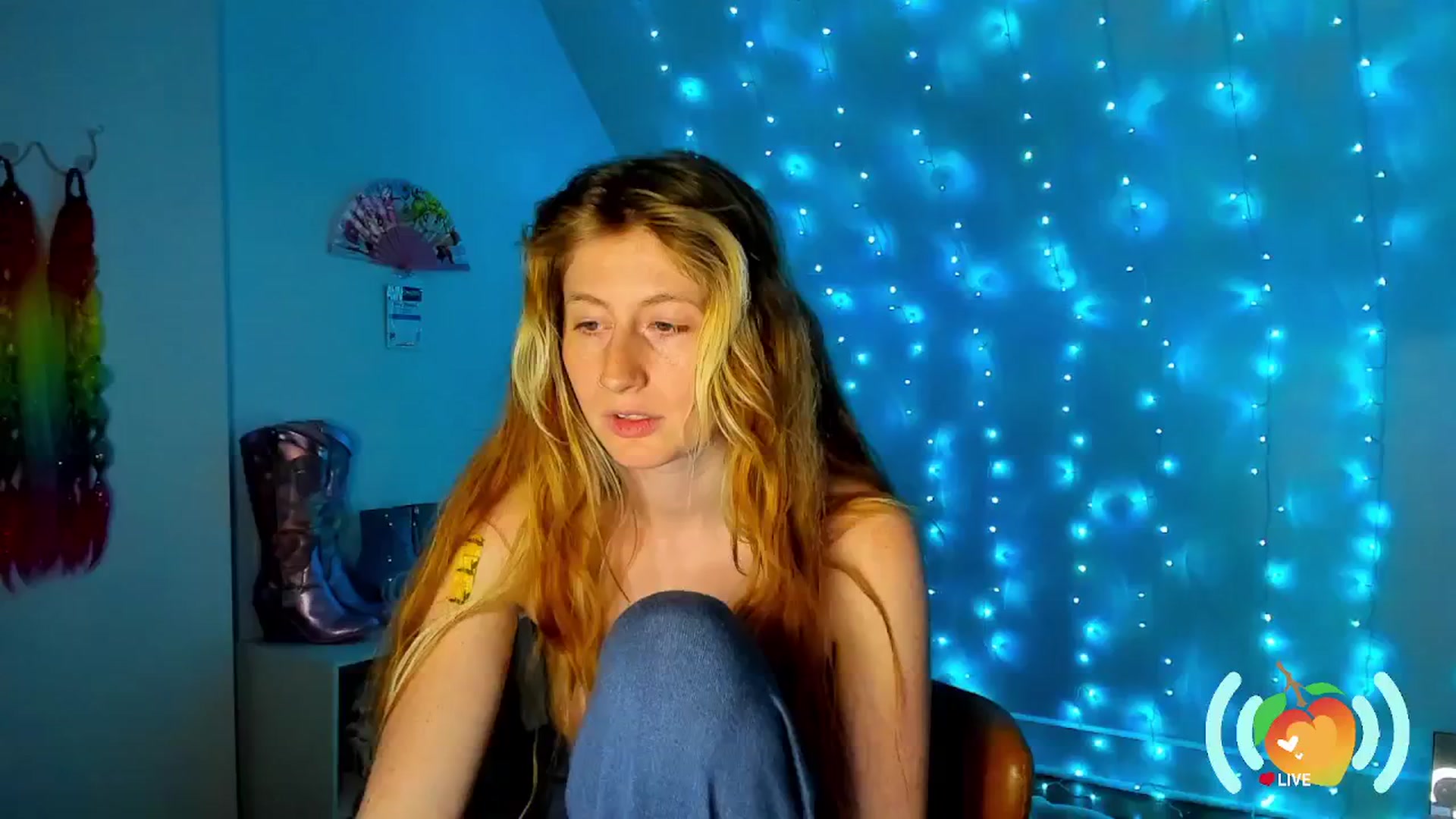 Gallery image thumbnail from SweetMango's myfreecams stream on, 12/04/2024, 05:53 image 18 of 20