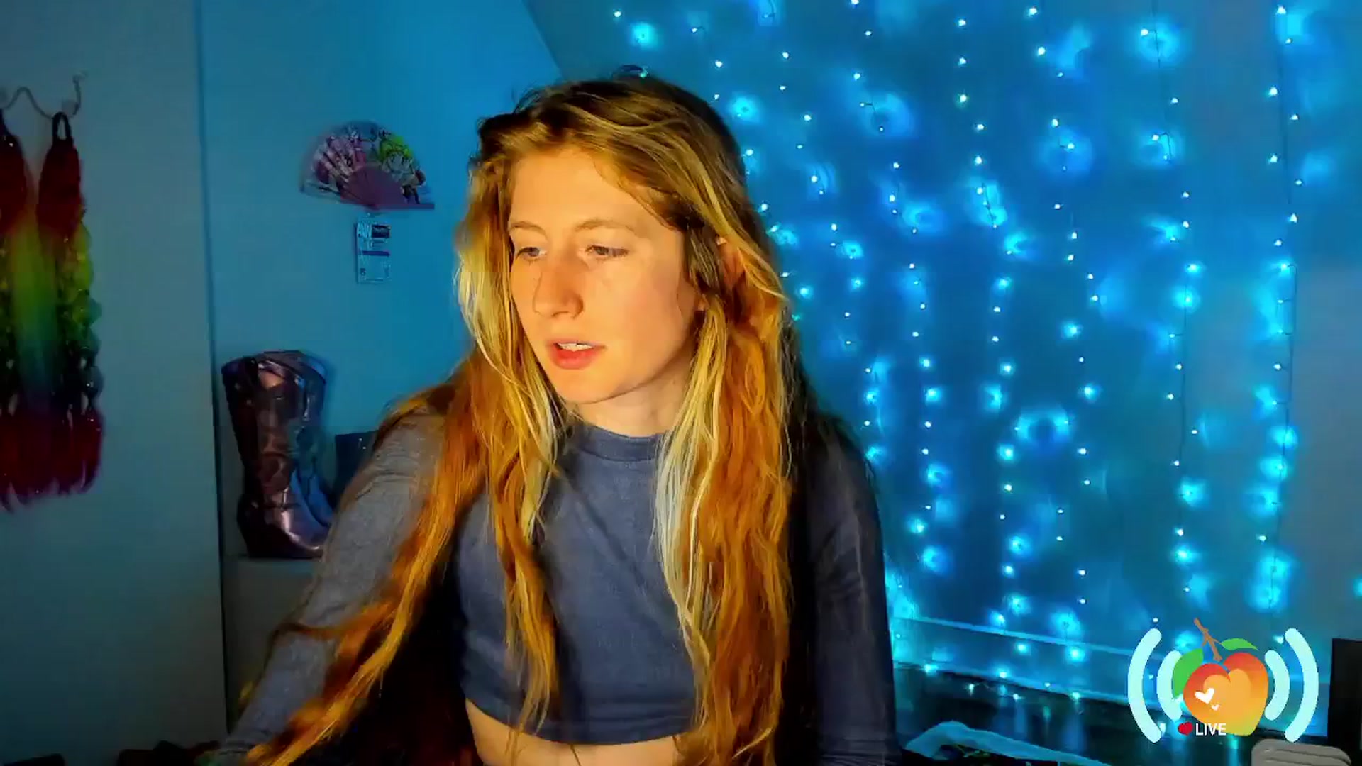 Gallery image thumbnail from SweetMango's myfreecams stream on, 12/04/2024, 05:53 image 5 of 20