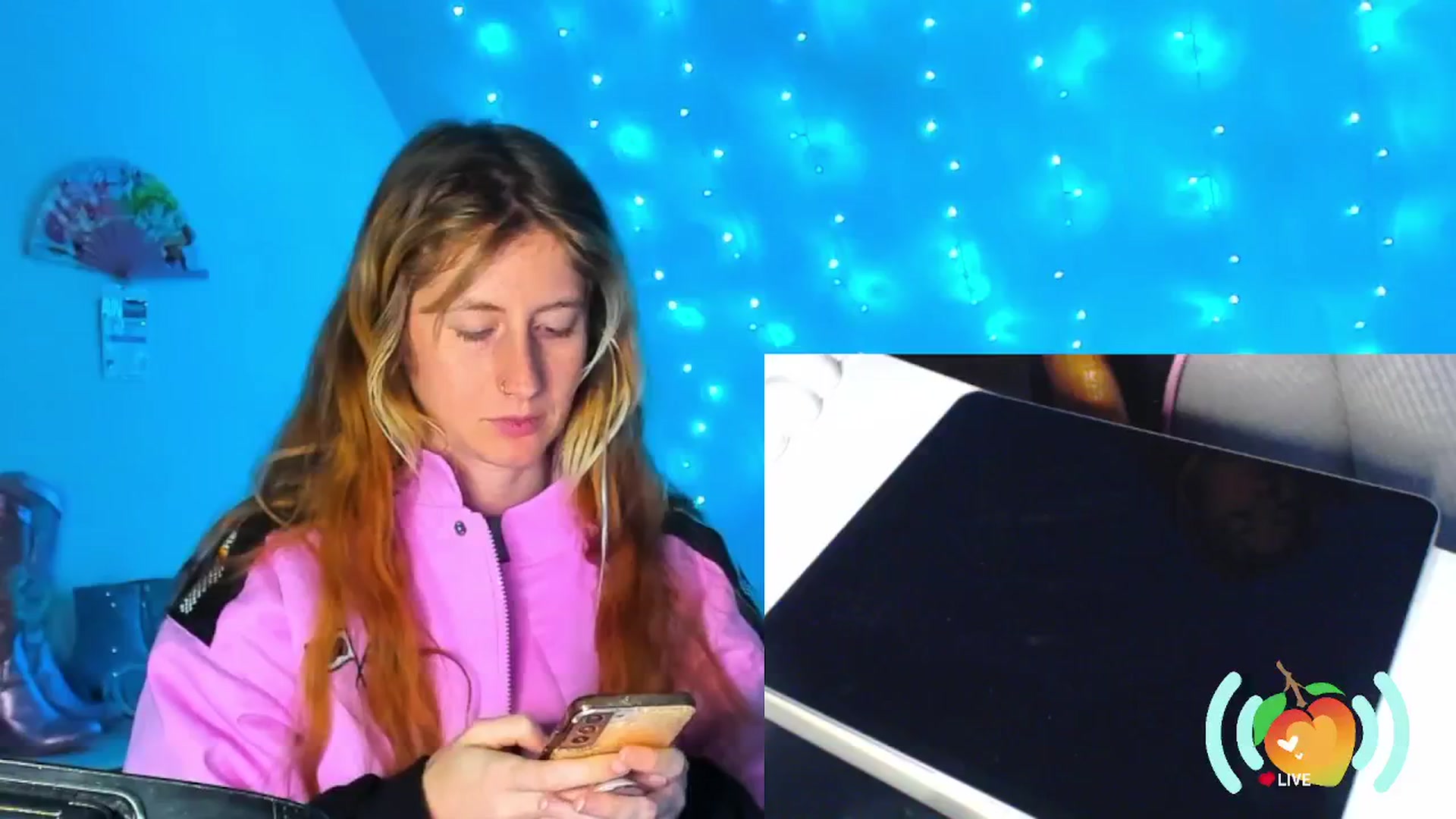 Gallery image thumbnail from SweetMango's myfreecams stream on, 12/05/2024, 24:02 image 2 of 20