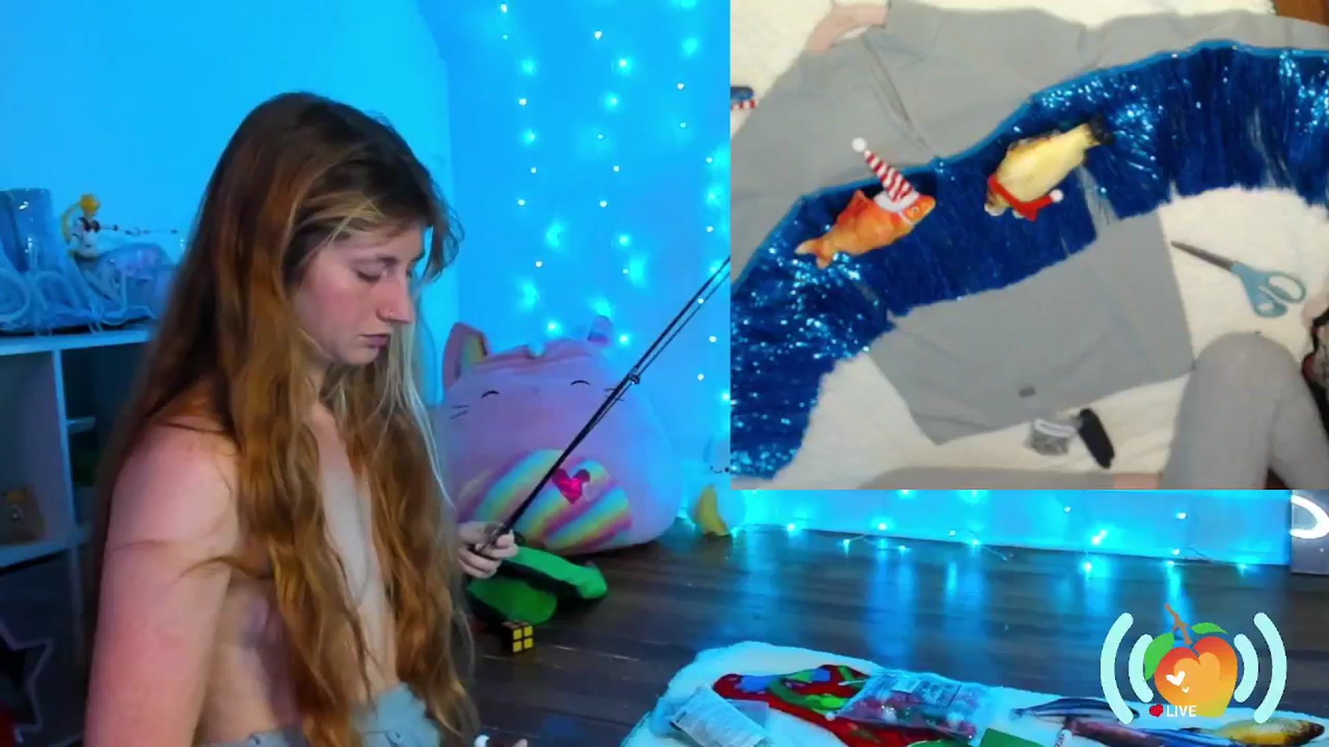 Gallery image thumbnail from SweetMango's myfreecams stream on, 12/06/2024, 24:02 image 9 of 20