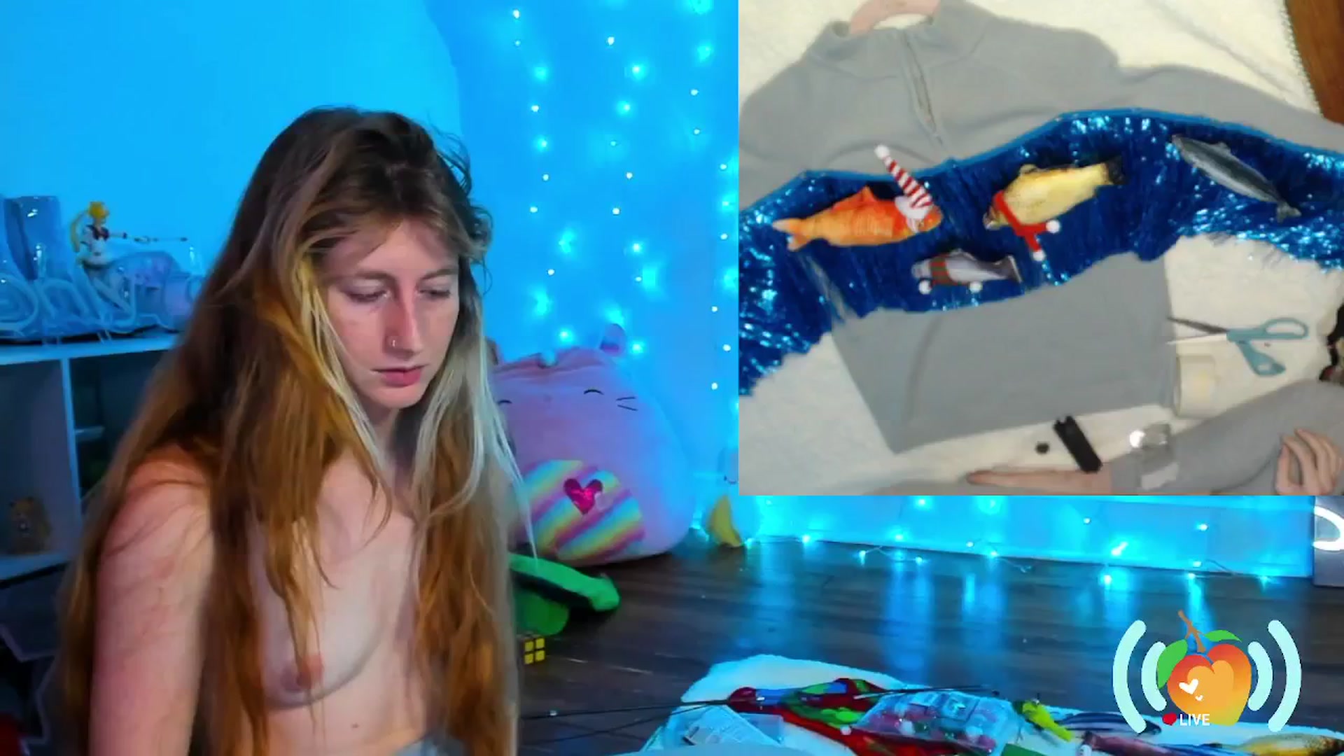 Gallery image thumbnail from SweetMango's myfreecams stream on, 12/06/2024, 24:02 image 13 of 20