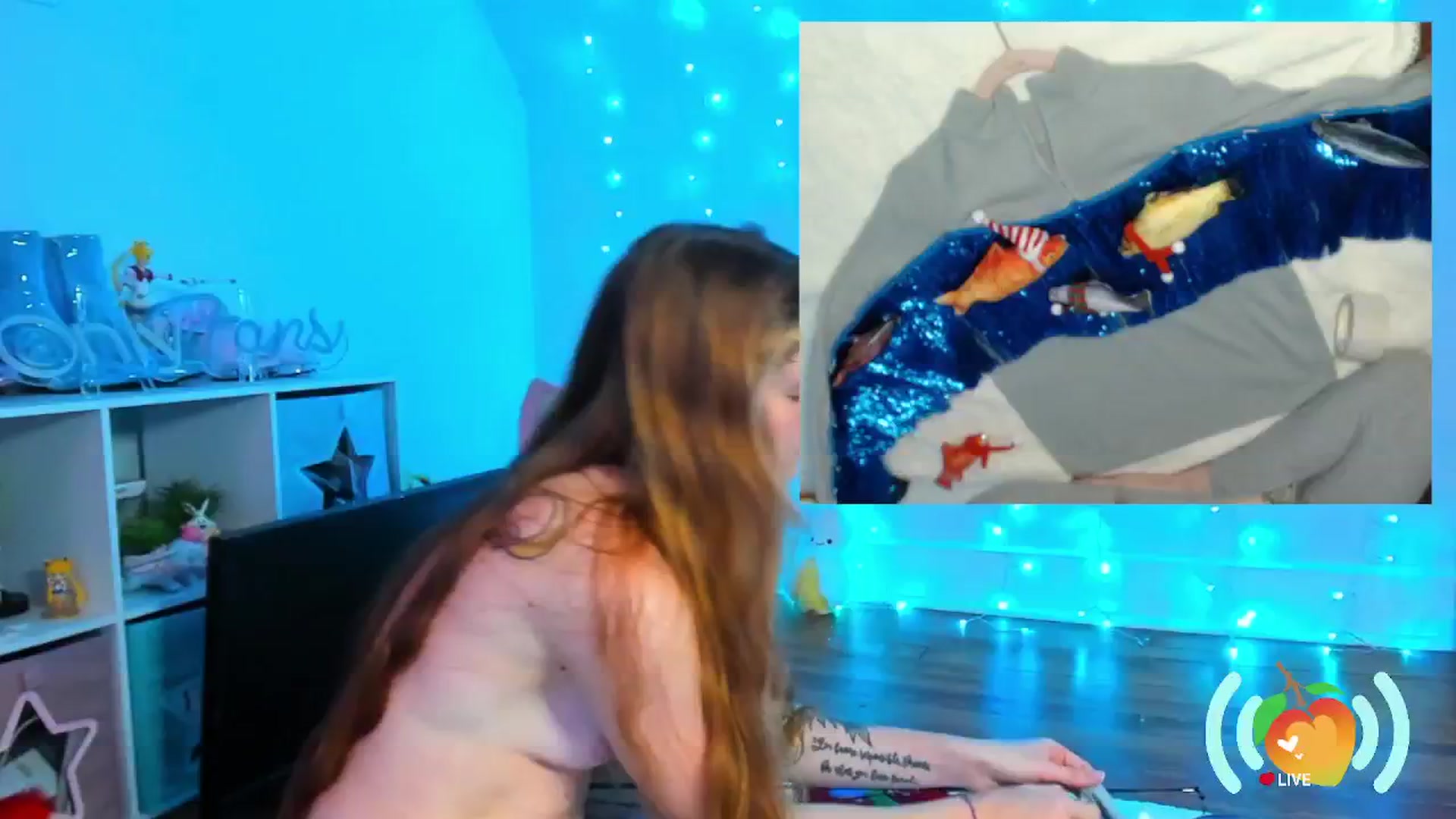 Gallery image thumbnail from SweetMango's myfreecams stream on, 12/06/2024, 24:02 image 18 of 20