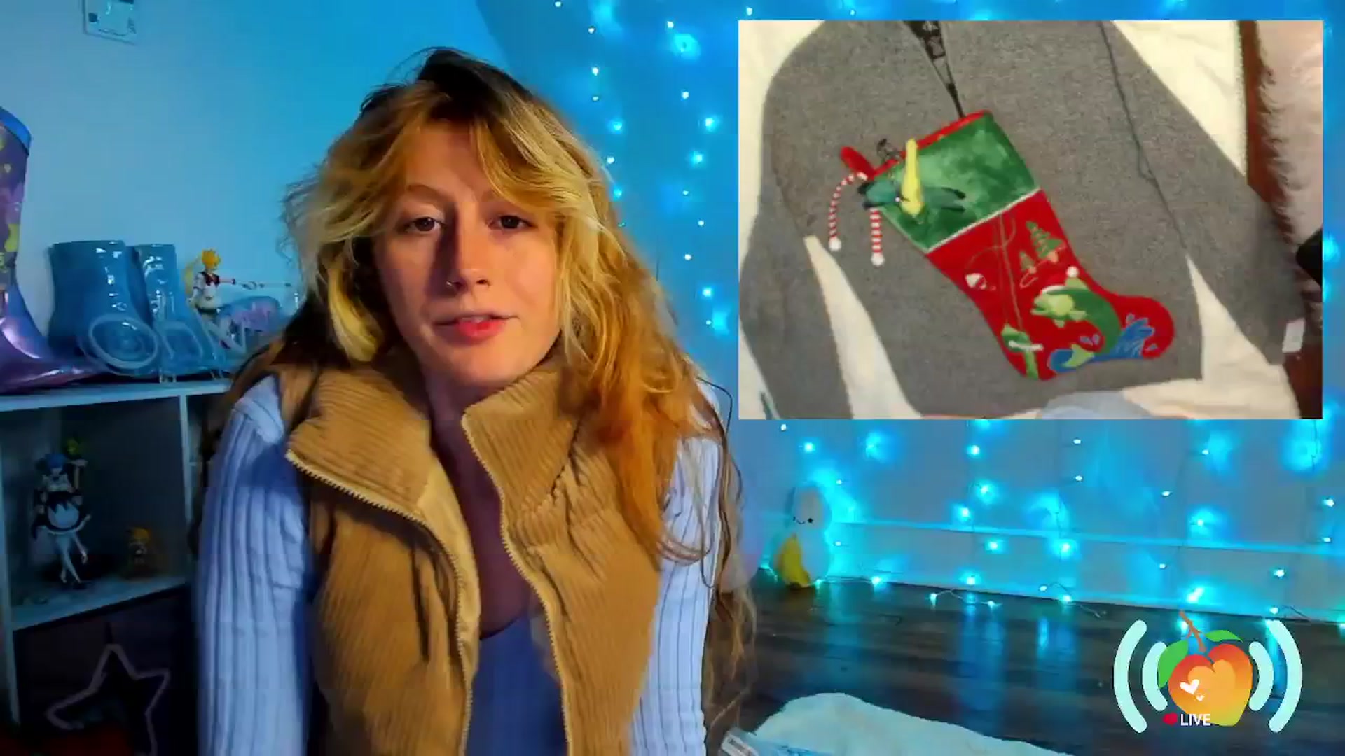Gallery image thumbnail from SweetMango's myfreecams stream on, 12/06/2024, 22:35 image 17 of 20