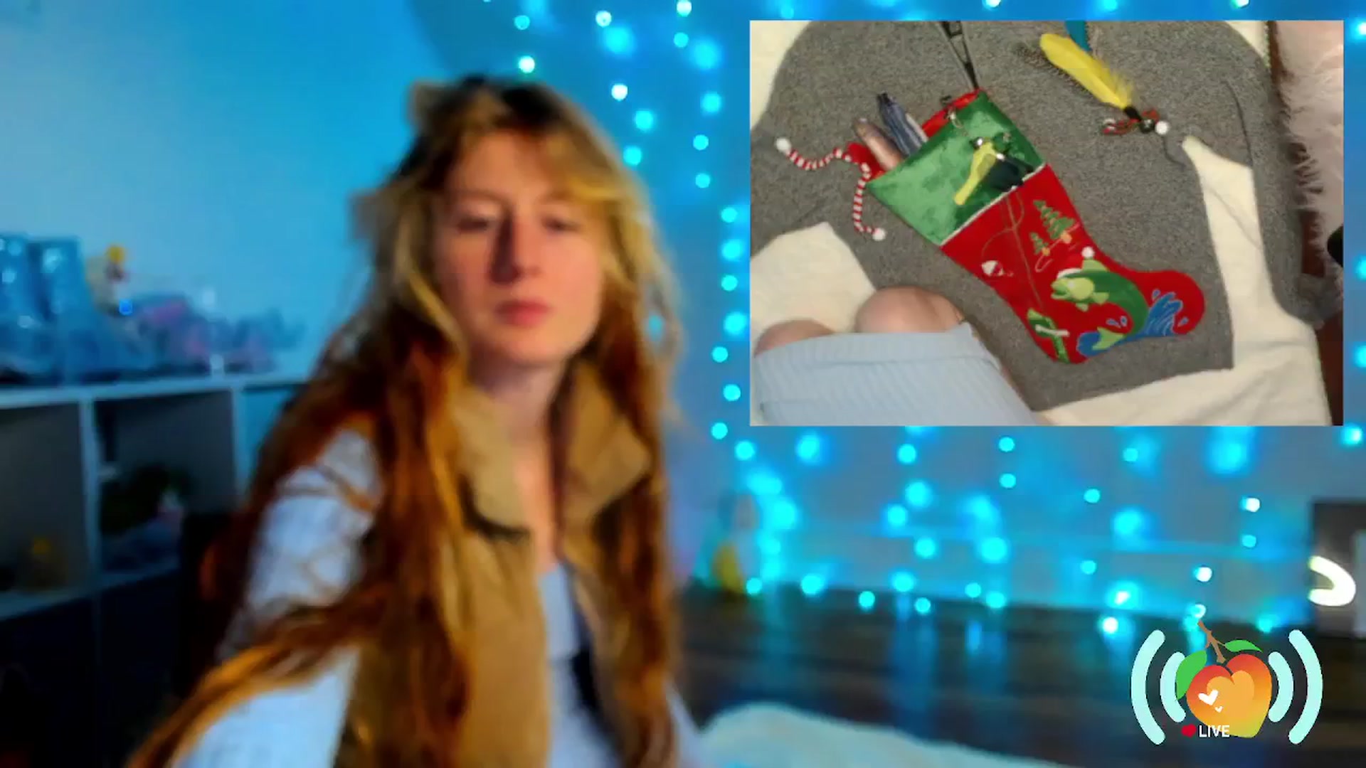 Gallery image thumbnail from SweetMango's myfreecams stream on, 12/06/2024, 22:35 image 13 of 20