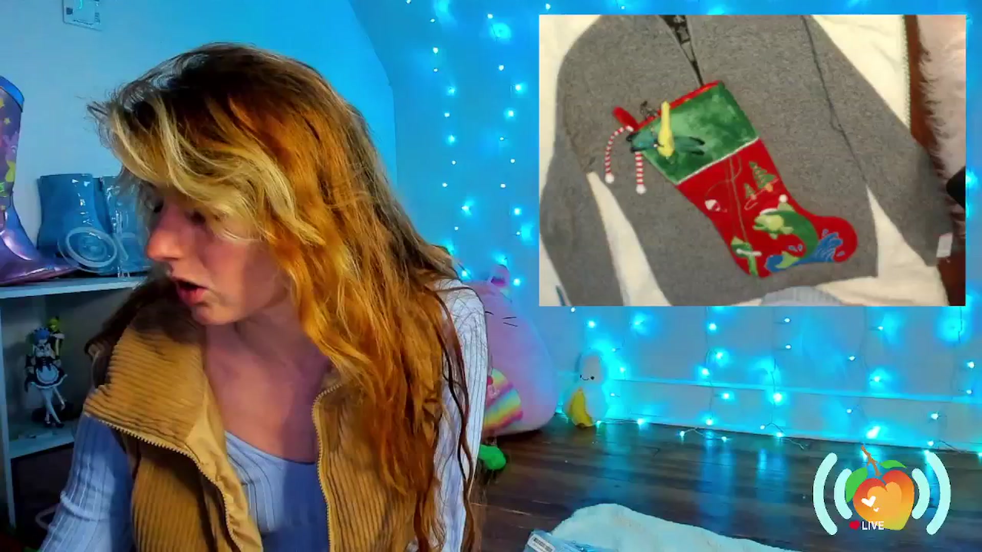 Gallery image thumbnail from SweetMango's myfreecams stream on, 12/06/2024, 22:35 image 18 of 20