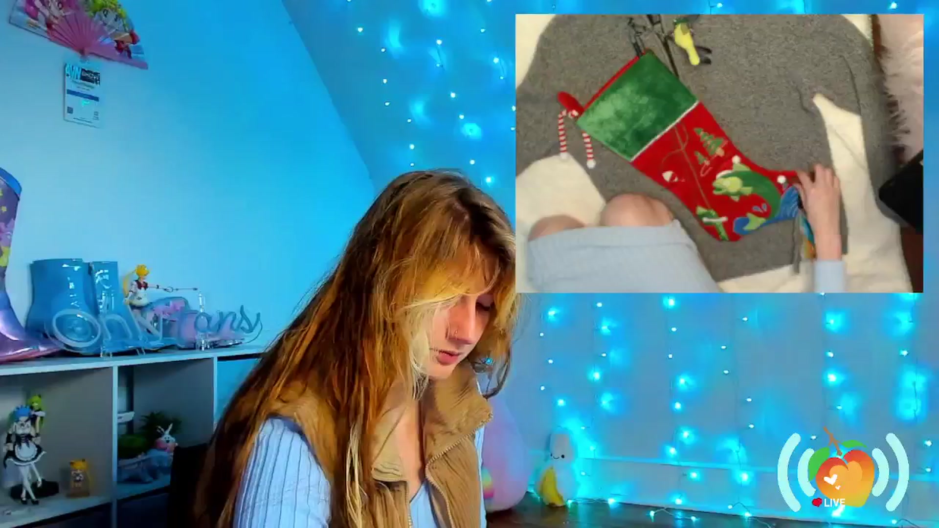 Gallery image thumbnail from SweetMango's myfreecams stream on, 12/06/2024, 22:35 image 10 of 20