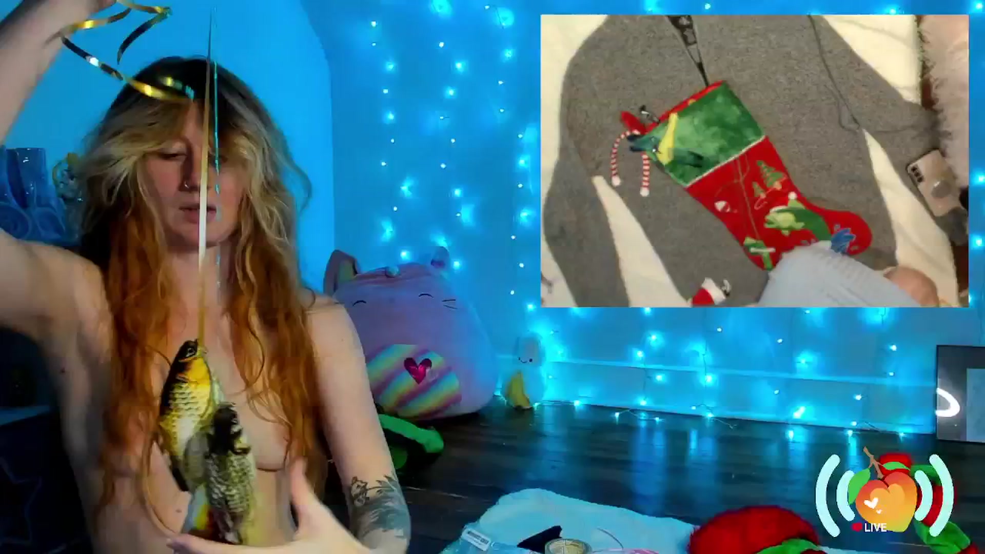 Gallery image thumbnail from SweetMango's myfreecams stream on, 12/07/2024, 01:42 image 5 of 20