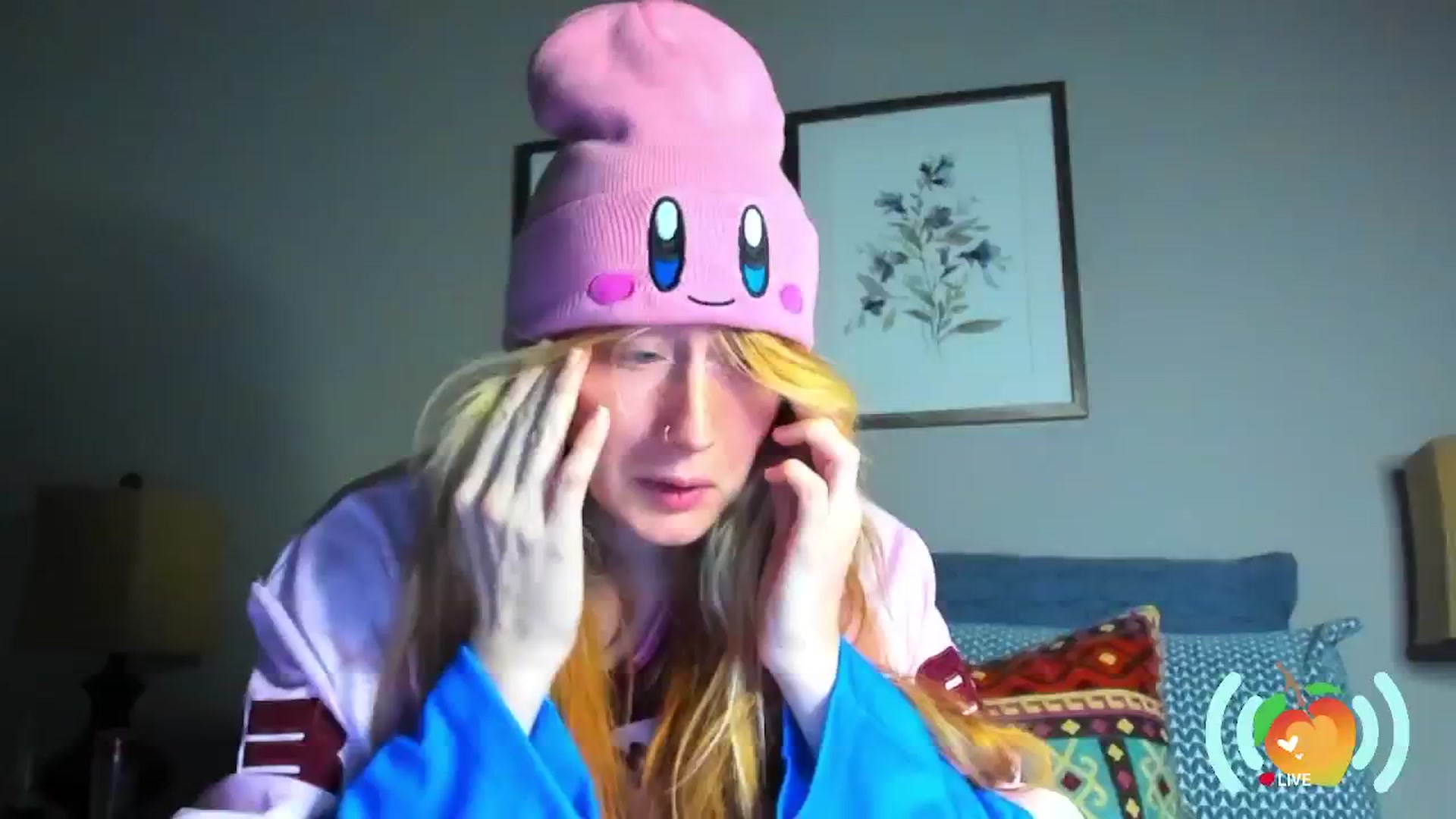 Gallery image thumbnail from SweetMango's myfreecams stream on, 12/12/2024, 02:19 image 18 of 20