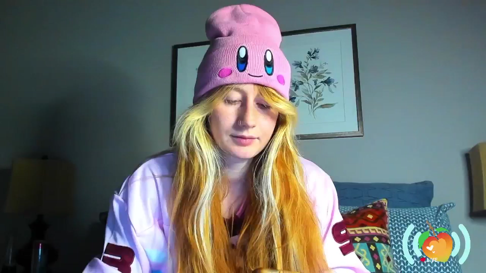 Gallery image thumbnail from SweetMango's myfreecams stream on, 12/12/2024, 02:19 image 17 of 20