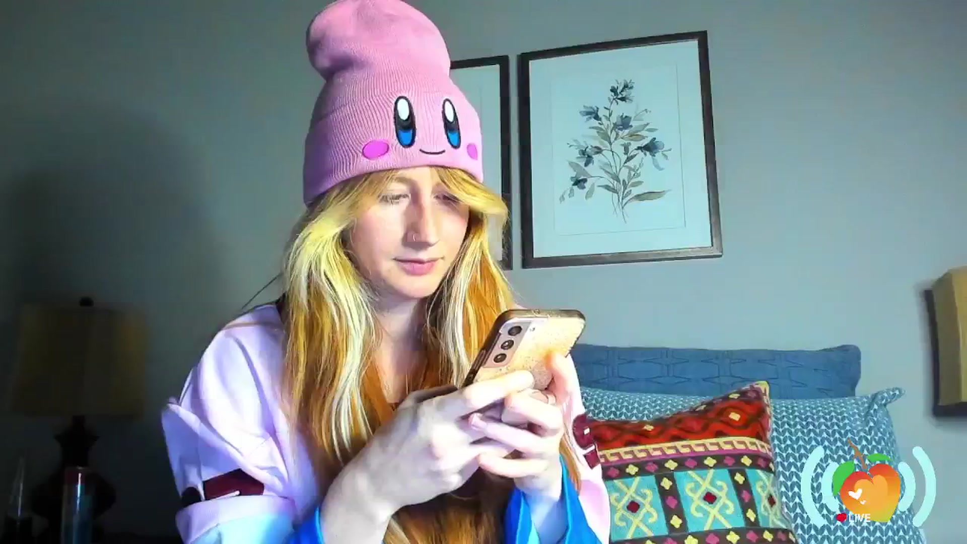 Gallery image thumbnail from SweetMango's myfreecams stream on, 12/12/2024, 02:19 image 16 of 20