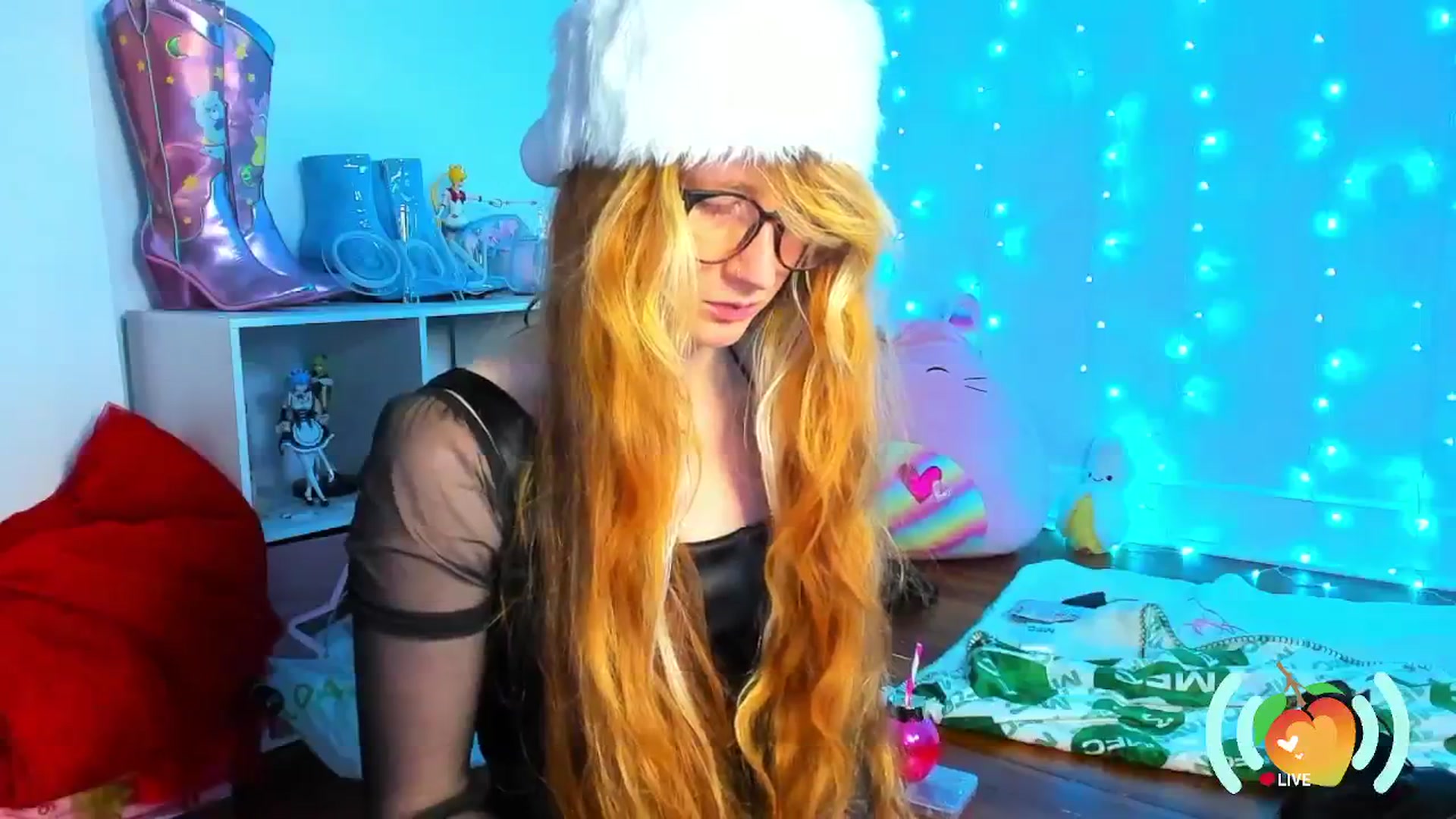 Gallery image thumbnail from SweetMango's myfreecams stream on, 12/13/2024, 22:06 image 16 of 20