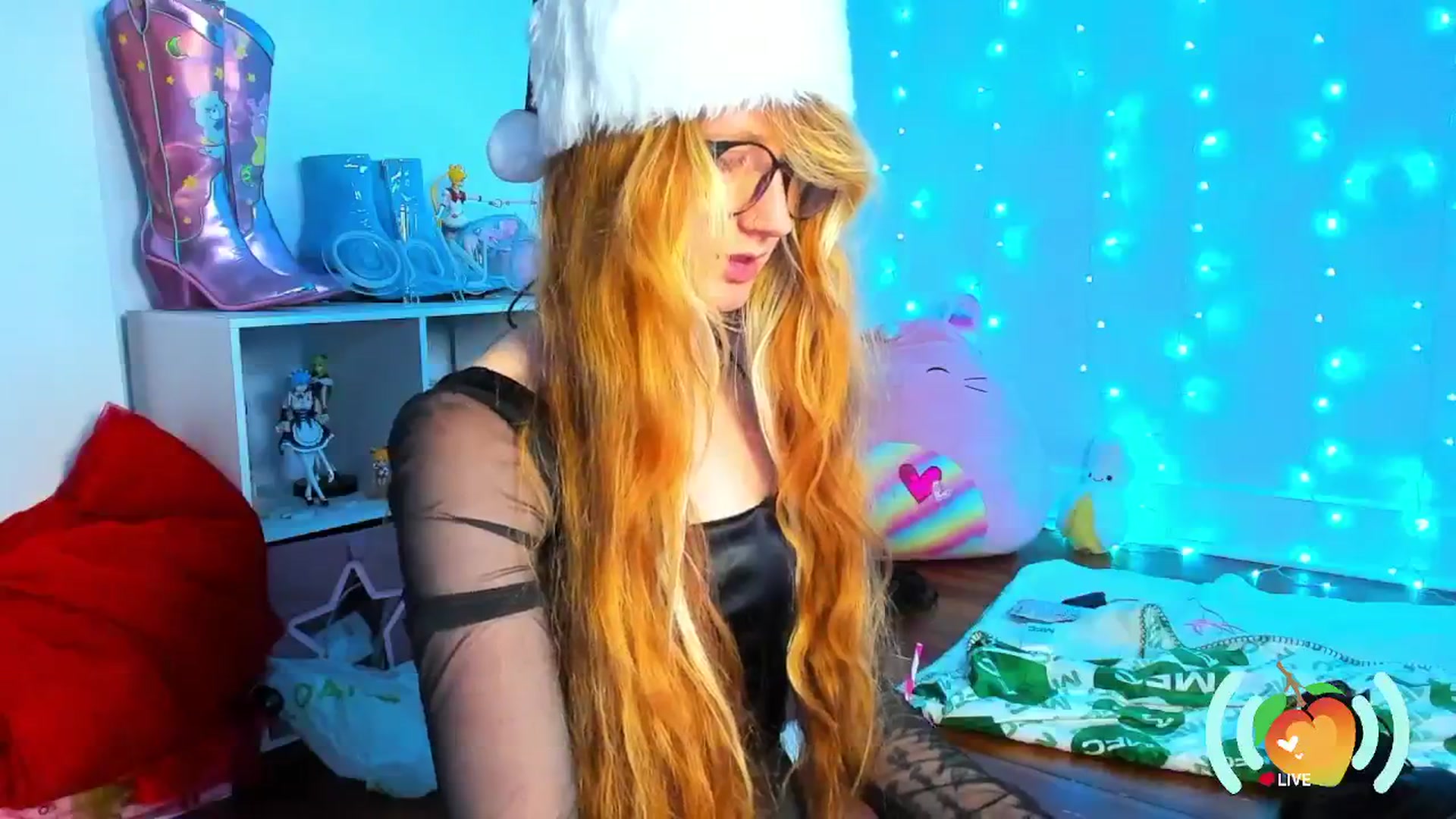 Gallery image thumbnail from SweetMango's myfreecams stream on, 12/13/2024, 22:06 image 15 of 20