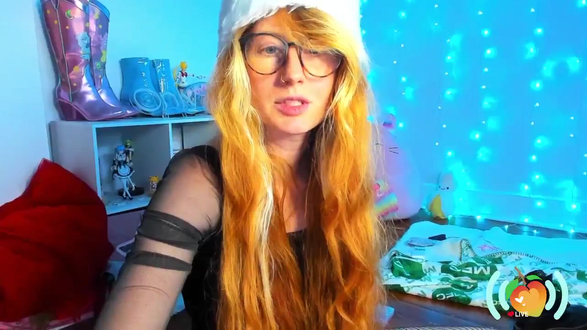 Gallery image thumbnail from SweetMango's myfreecams stream on, 12/13/2024, 22:06 image 13 of 20