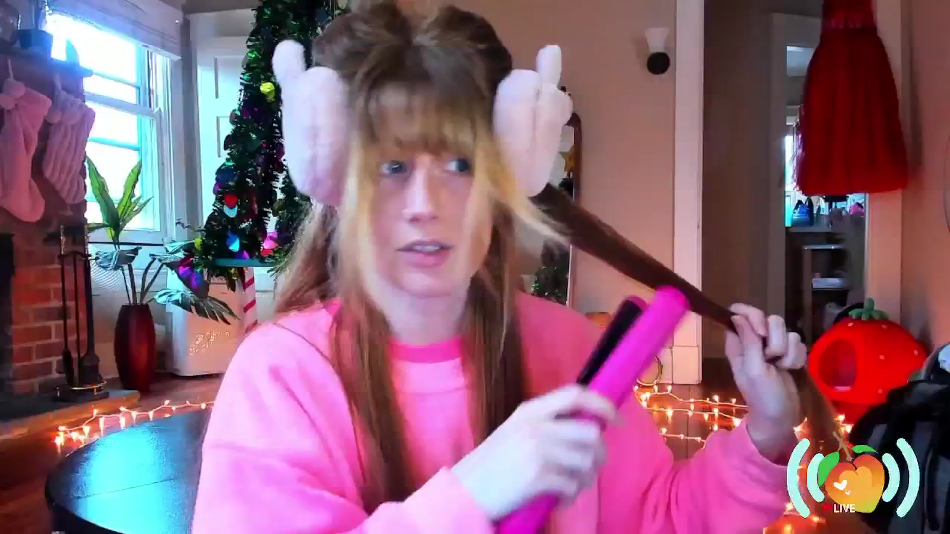 Gallery image thumbnail from SweetMango's myfreecams stream on, 12/29/2024, 22:05 image 12 of 20