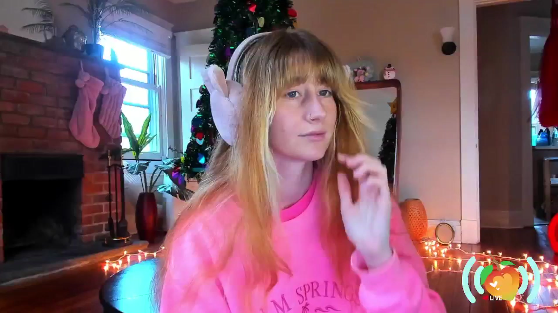 Gallery image thumbnail from SweetMango's myfreecams stream on, 12/29/2024, 22:05 image 8 of 20
