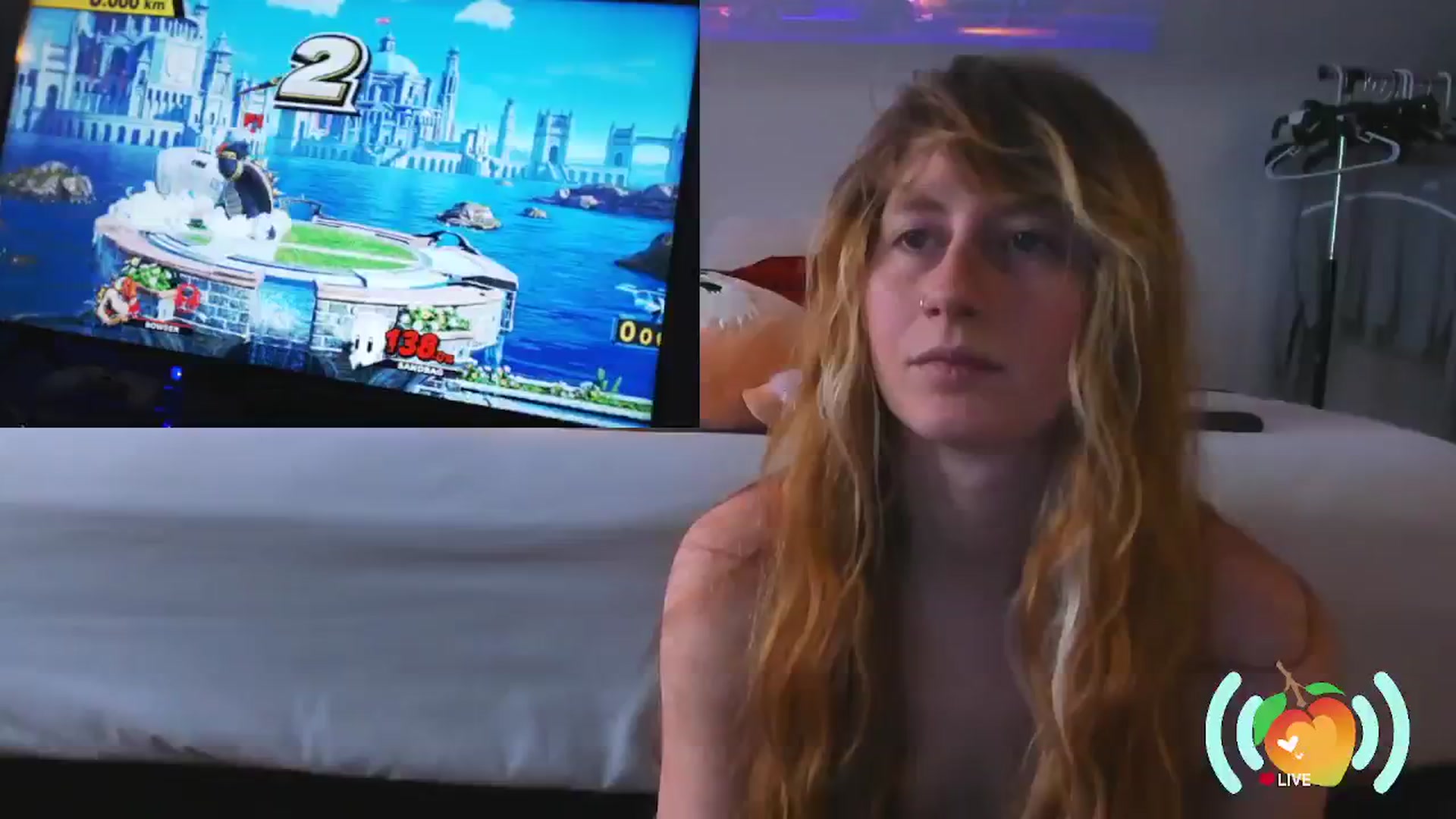 Gallery image thumbnail from SweetMango's myfreecams stream on, 01/06/2025, 21:38 image 14 of 20