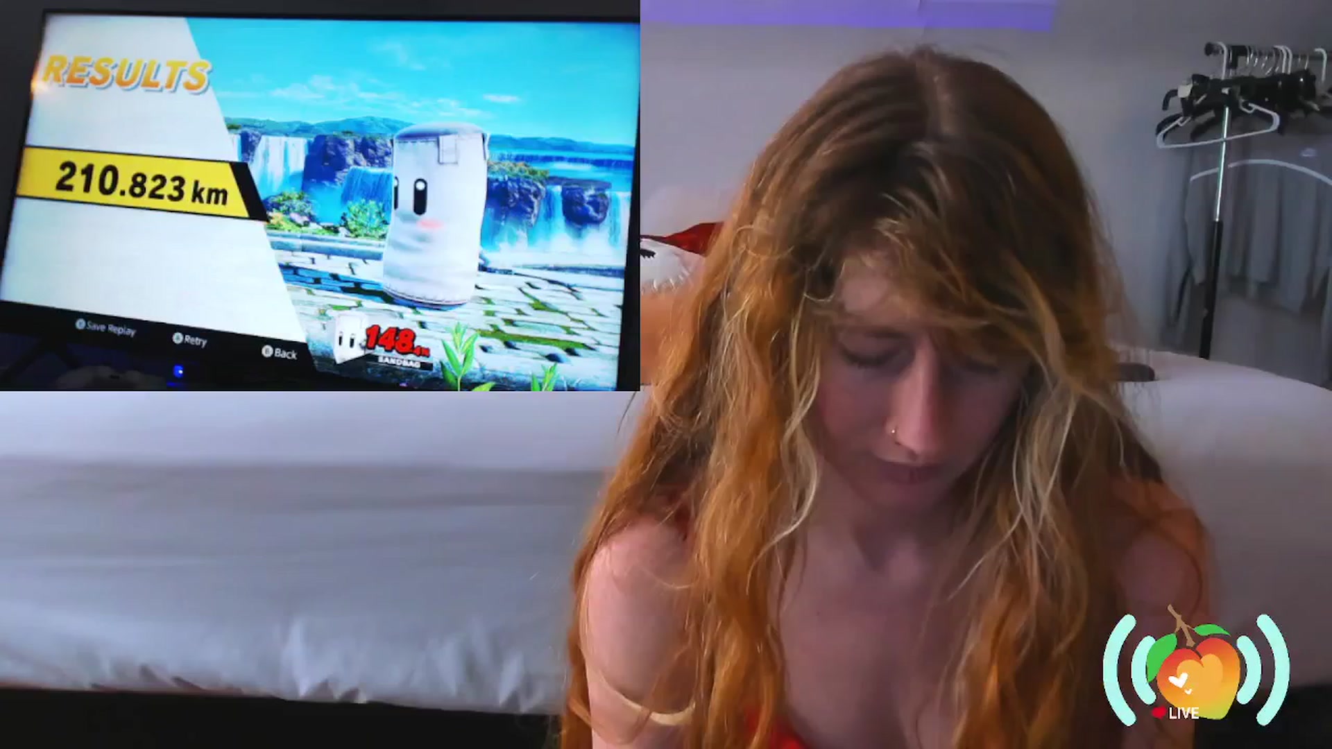 Gallery image thumbnail from SweetMango's myfreecams stream on, 01/06/2025, 21:38 image 6 of 20
