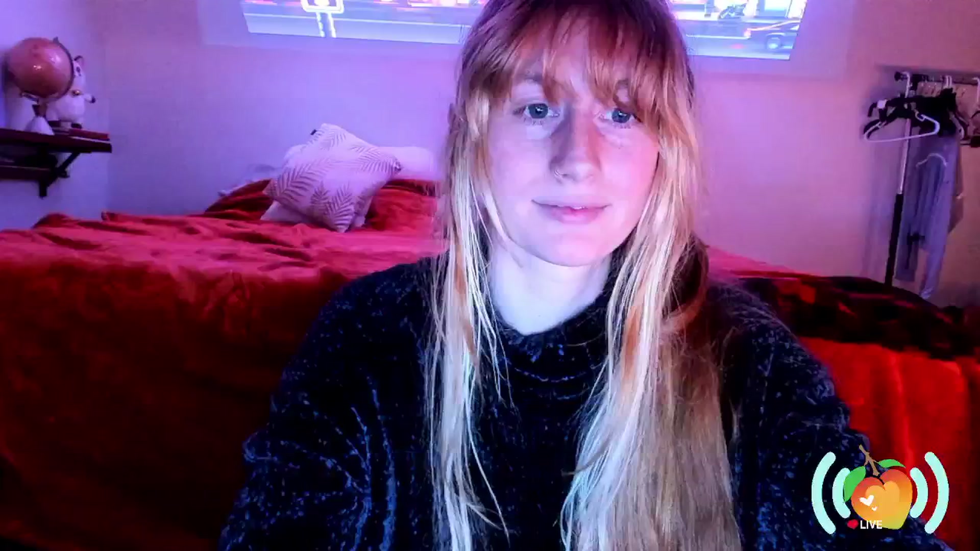 Gallery image thumbnail from SweetMango's myfreecams stream on, 01/21/2025, 24:58 image 12 of 20