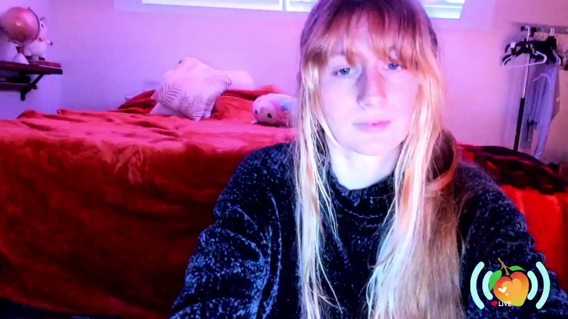 Gallery image thumbnail from SweetMango's myfreecams stream on, 01/21/2025, 24:58 image 10 of 20