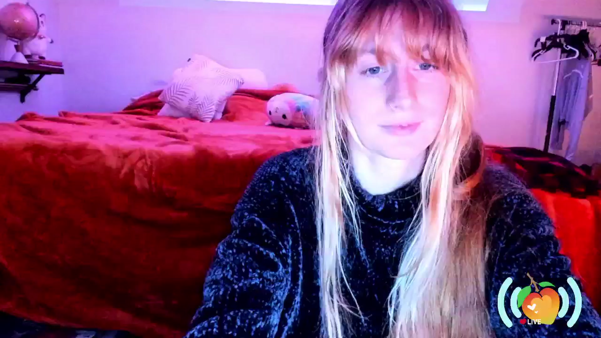 Gallery image thumbnail from SweetMango's myfreecams stream on, 01/21/2025, 24:58 image 9 of 20