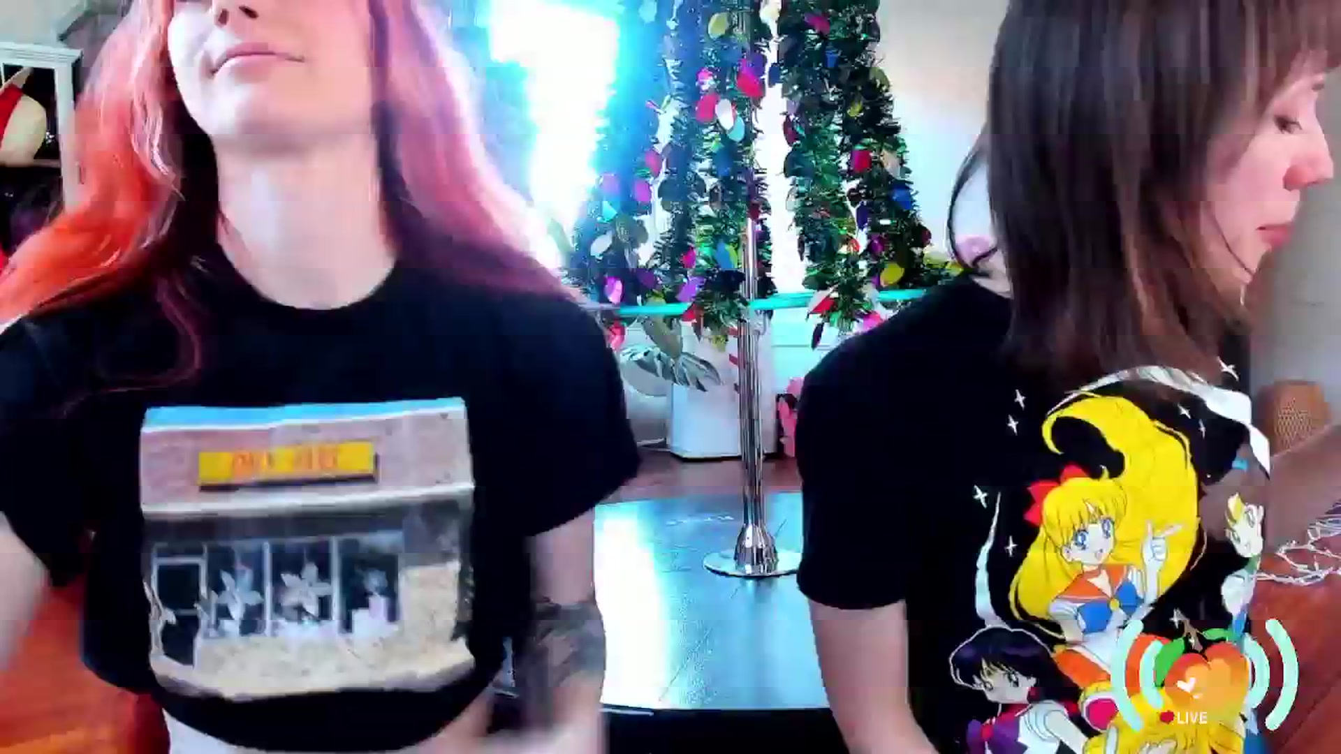 Gallery image thumbnail from SweetMango's myfreecams stream on, 01/26/2025, 22:08 image 5 of 20