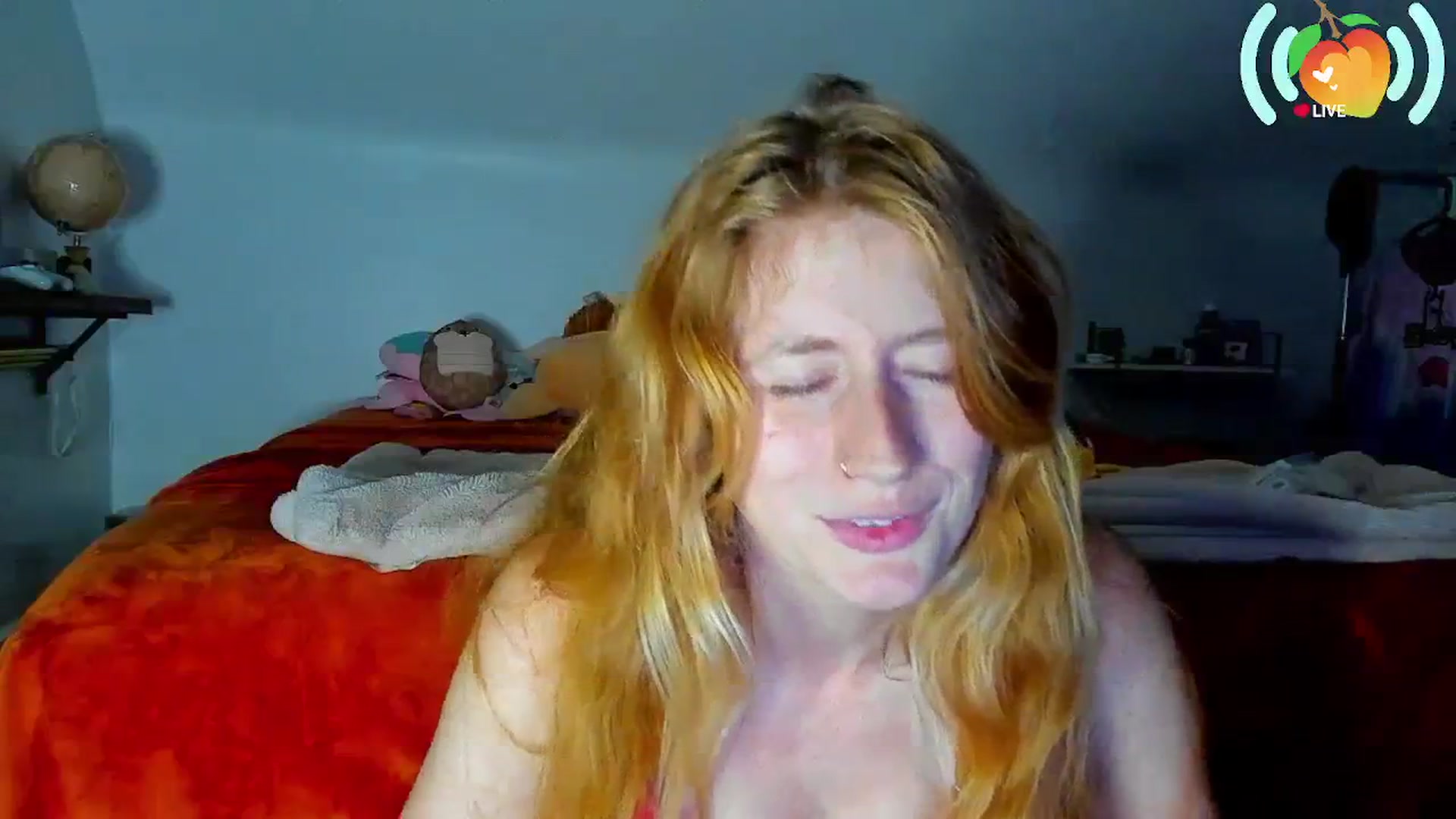 Gallery image thumbnail from SweetMango's myfreecams stream on, 08/16/2025, 04:04 image 6 of 20