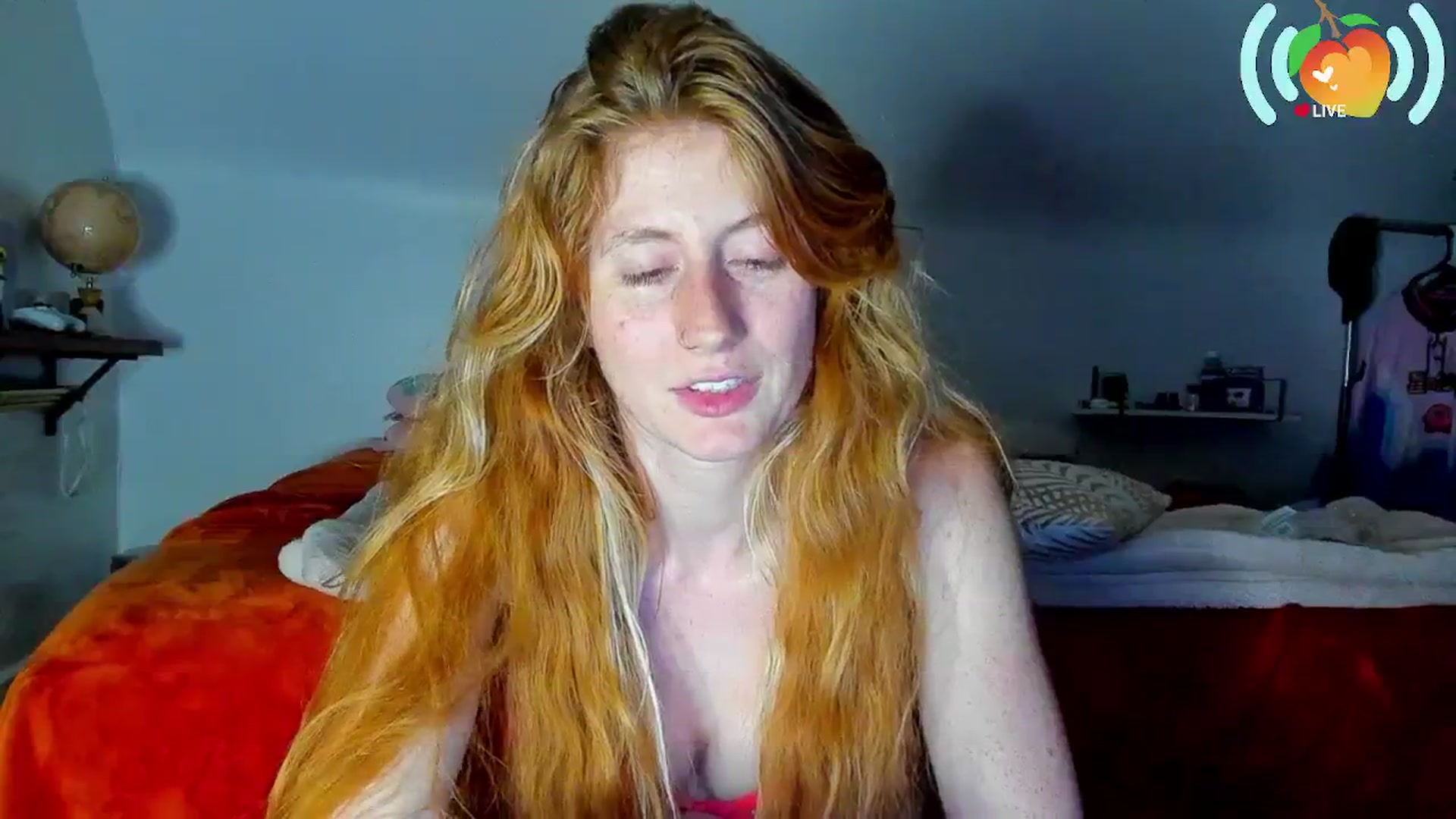 Gallery image thumbnail from SweetMango's myfreecams stream on, 08/16/2025, 04:04 image 19 of 20