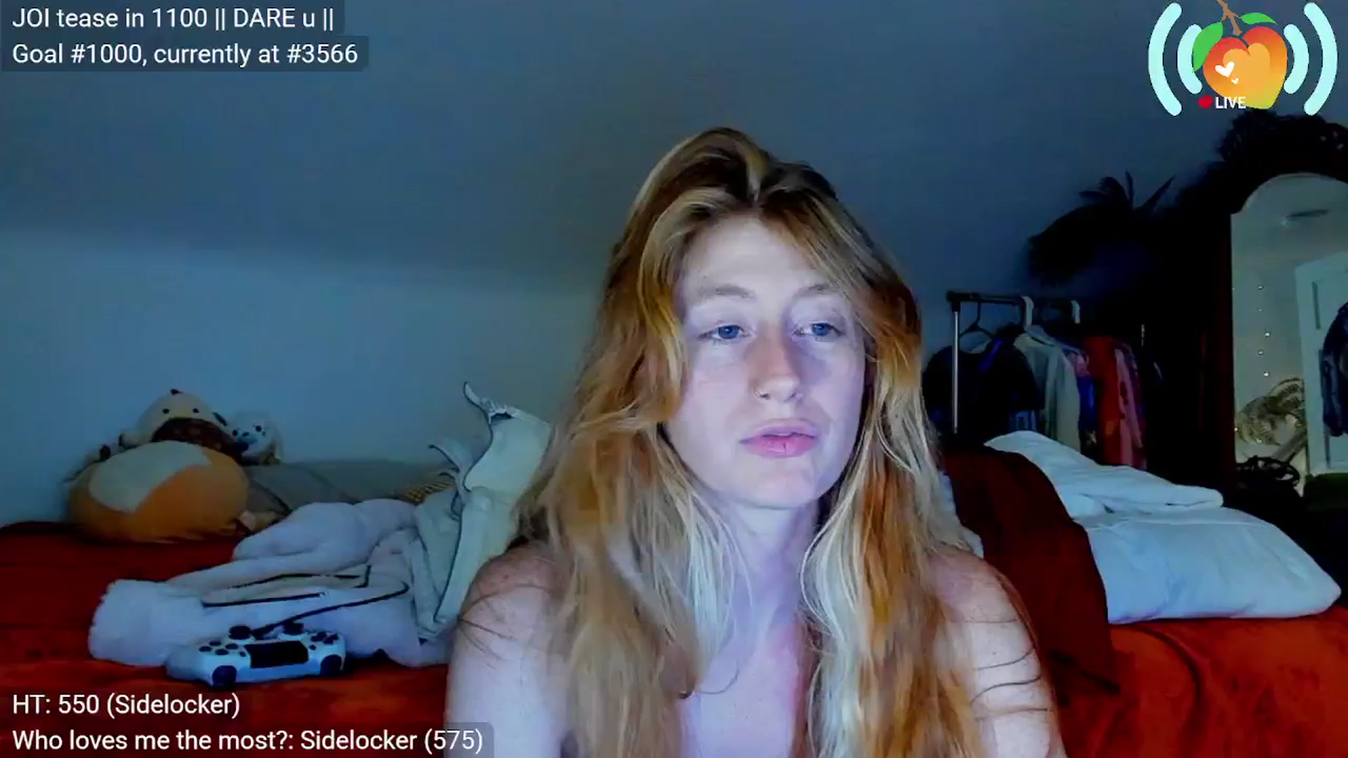 Gallery image thumbnail from SweetMango's myfreecams stream on, 08/26/2025, 01:28 image 17 of 20