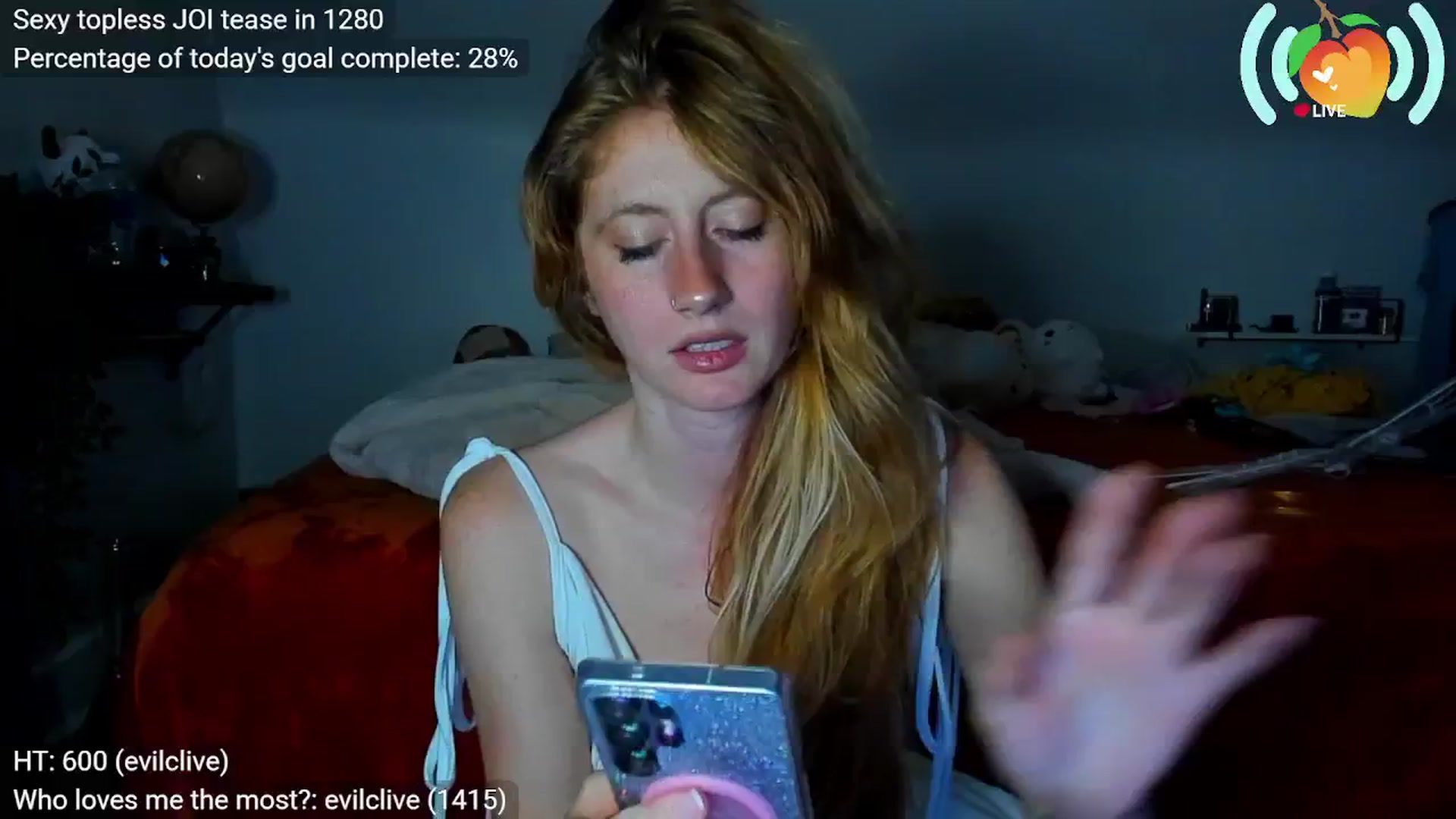 Gallery image thumbnail from SweetMango's myfreecams stream on, 09/13/2025, 24:28 image 4 of 20