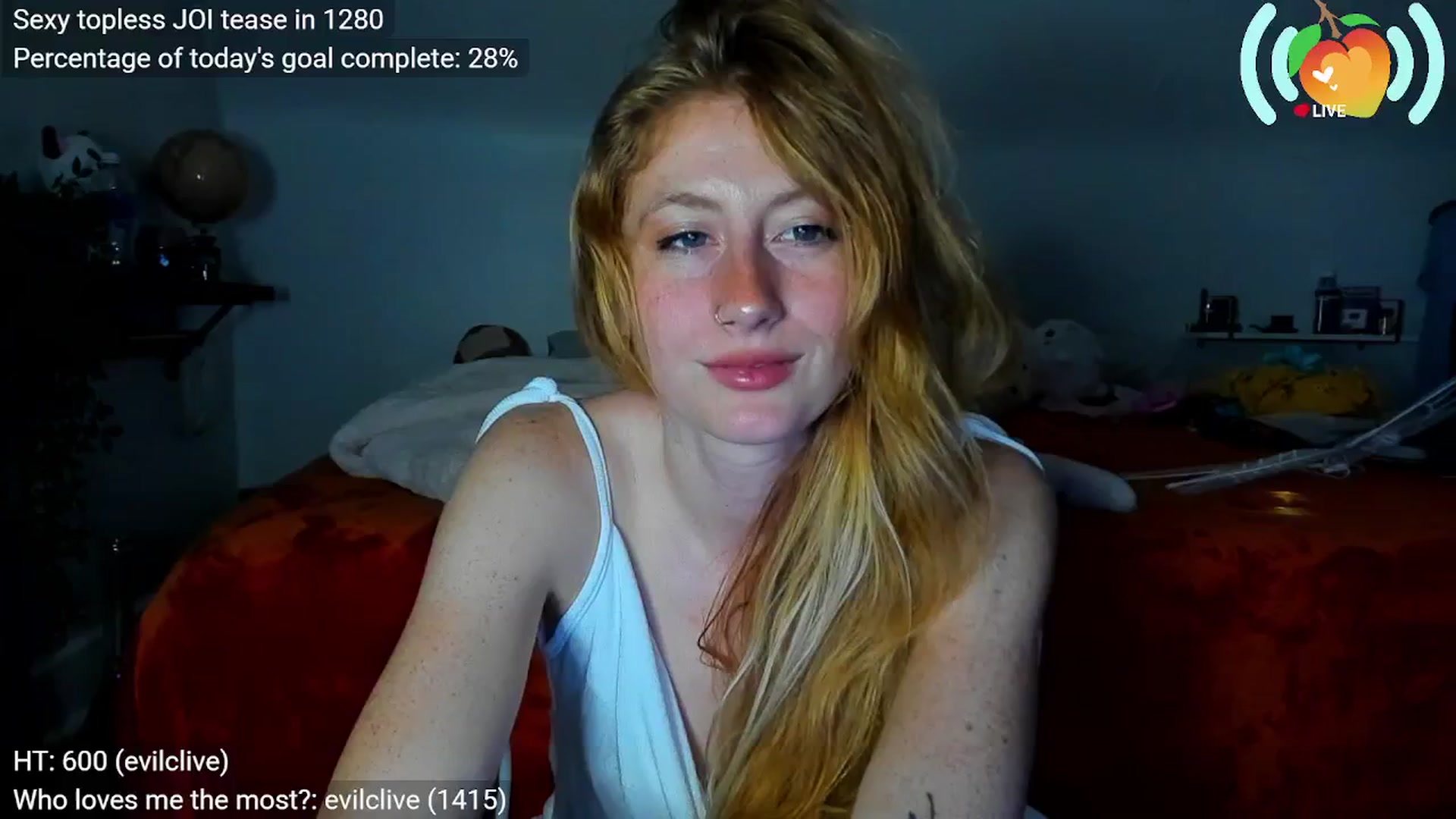 Gallery image thumbnail from SweetMango's myfreecams stream on, 09/13/2025, 24:28 image 6 of 20