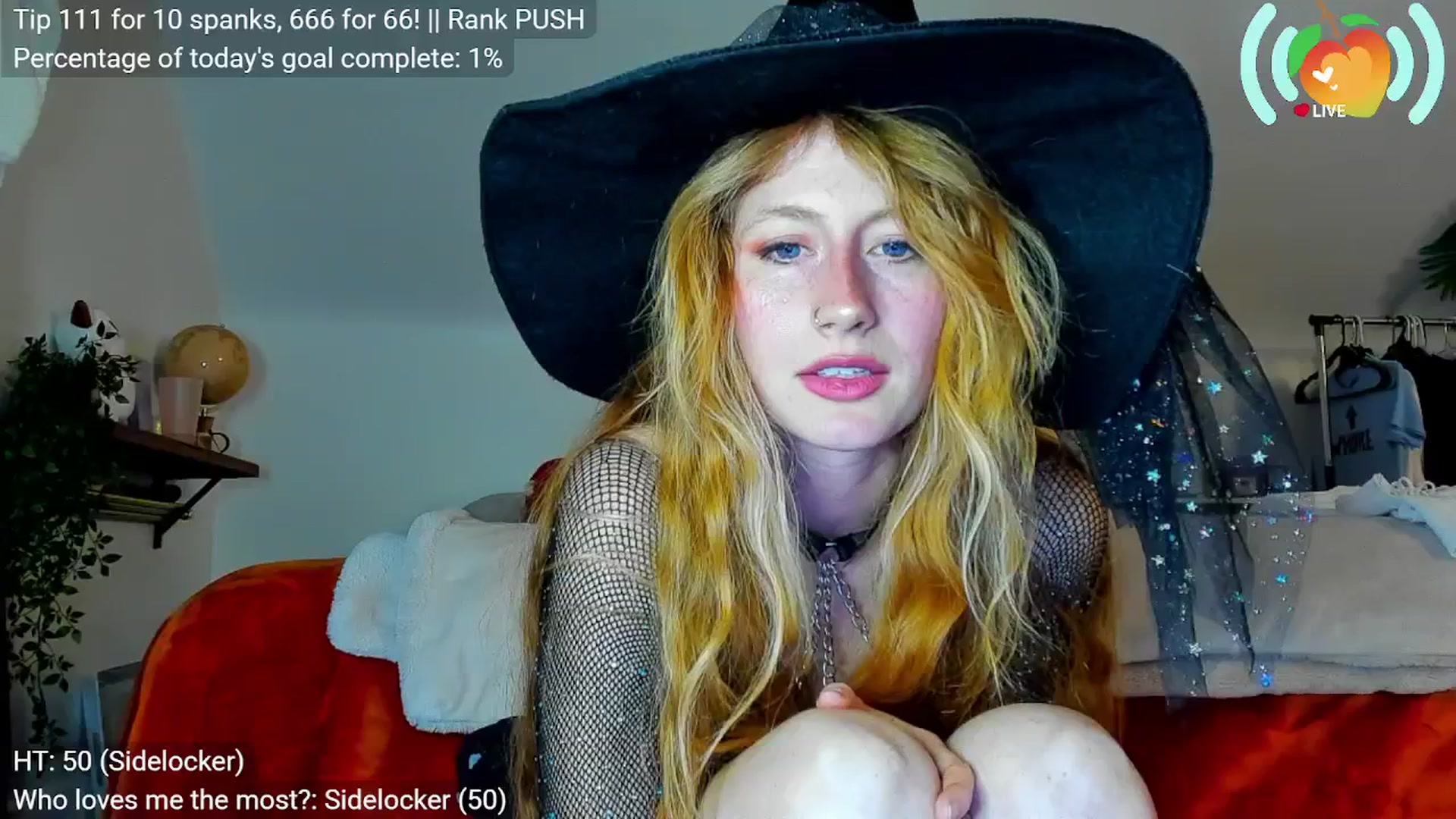 Gallery image thumbnail from SweetMango's myfreecams stream on, 09/30/2025, 02:01 image 6 of 20