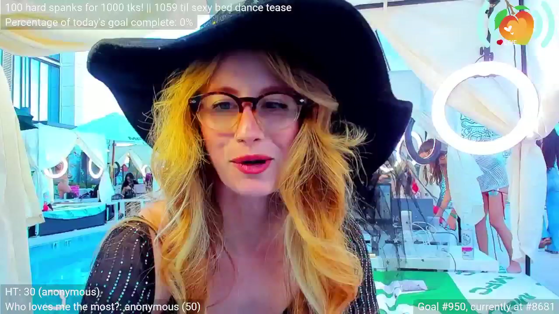 Gallery image thumbnail from SweetMango's myfreecams stream on, 10/07/2025, 02:53 image 4 of 20
