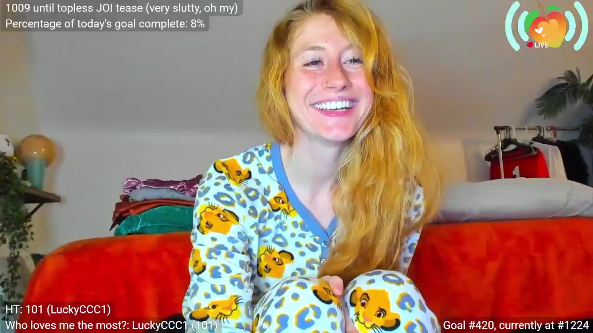 Gallery image thumbnail from SweetMango's myfreecams stream on, 10/22/2025, 07:17 image 1 of 20