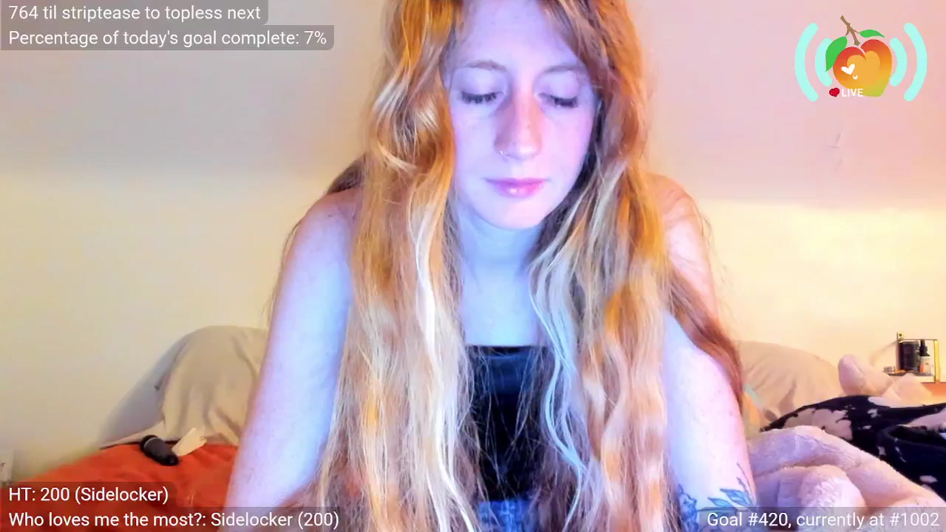 Gallery image thumbnail from SweetMango's myfreecams stream on, 10/28/2025, 01:12 image 16 of 20