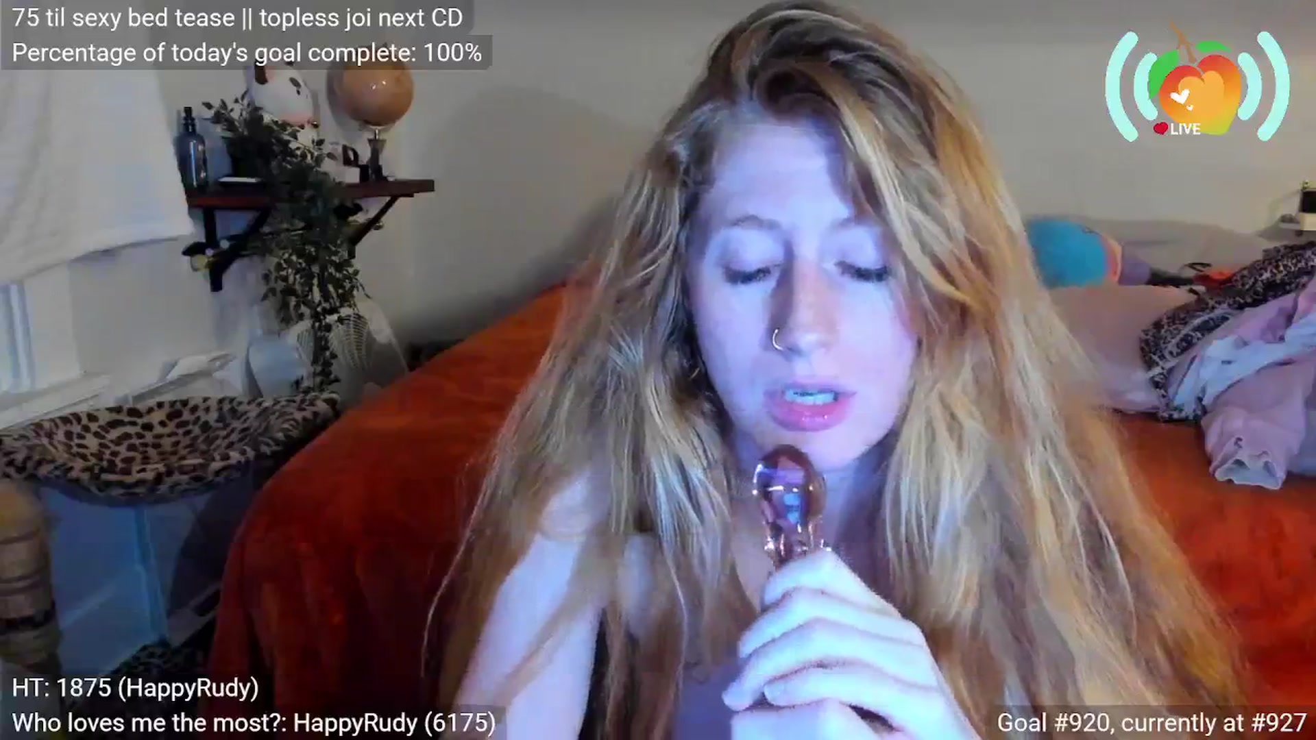 Gallery image thumbnail from SweetMango's myfreecams stream on, 10/30/2025, 04:19 image 14 of 20