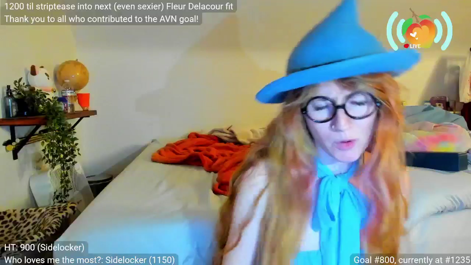 Gallery image thumbnail from SweetMango's myfreecams stream on, 11/11/2025, 04:09 image 16 of 20