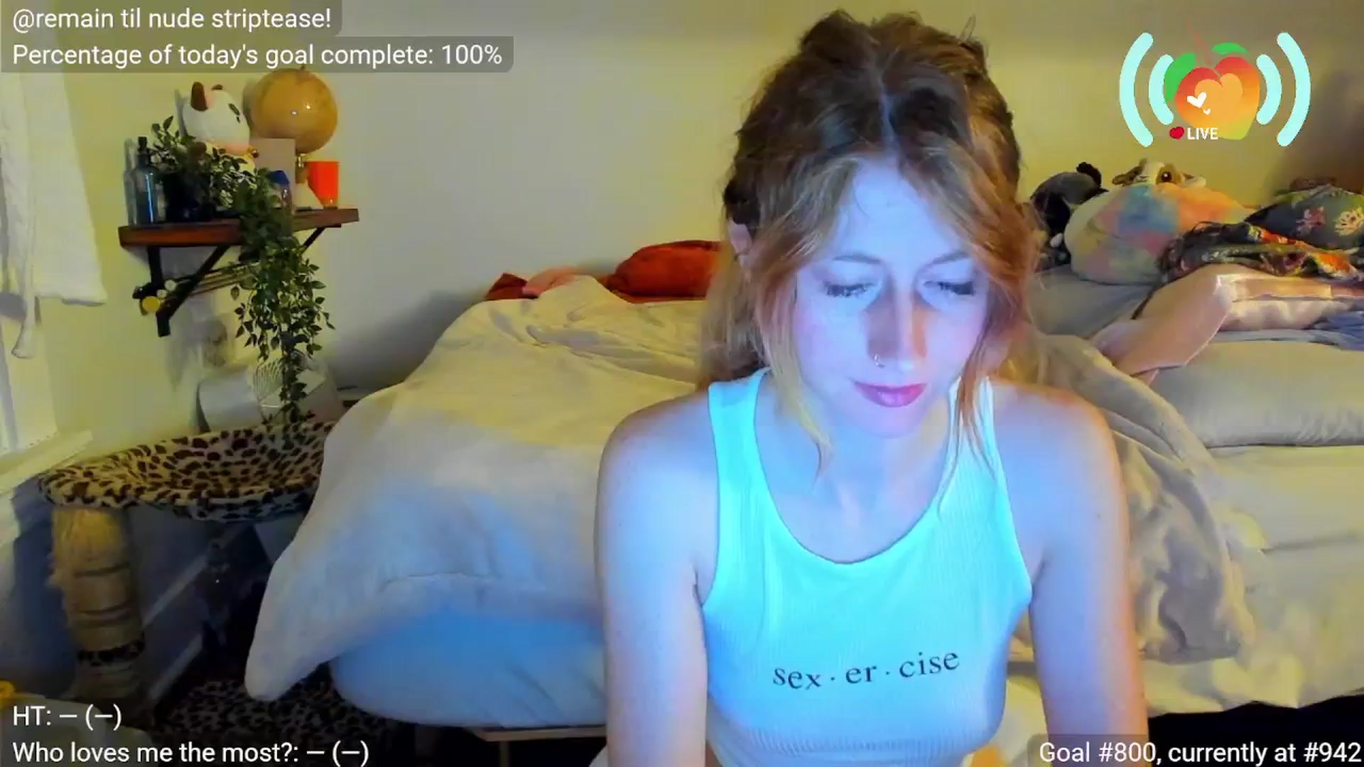 Gallery image thumbnail from SweetMango's myfreecams stream on, 11/14/2025, 02:17 image 1 of 20