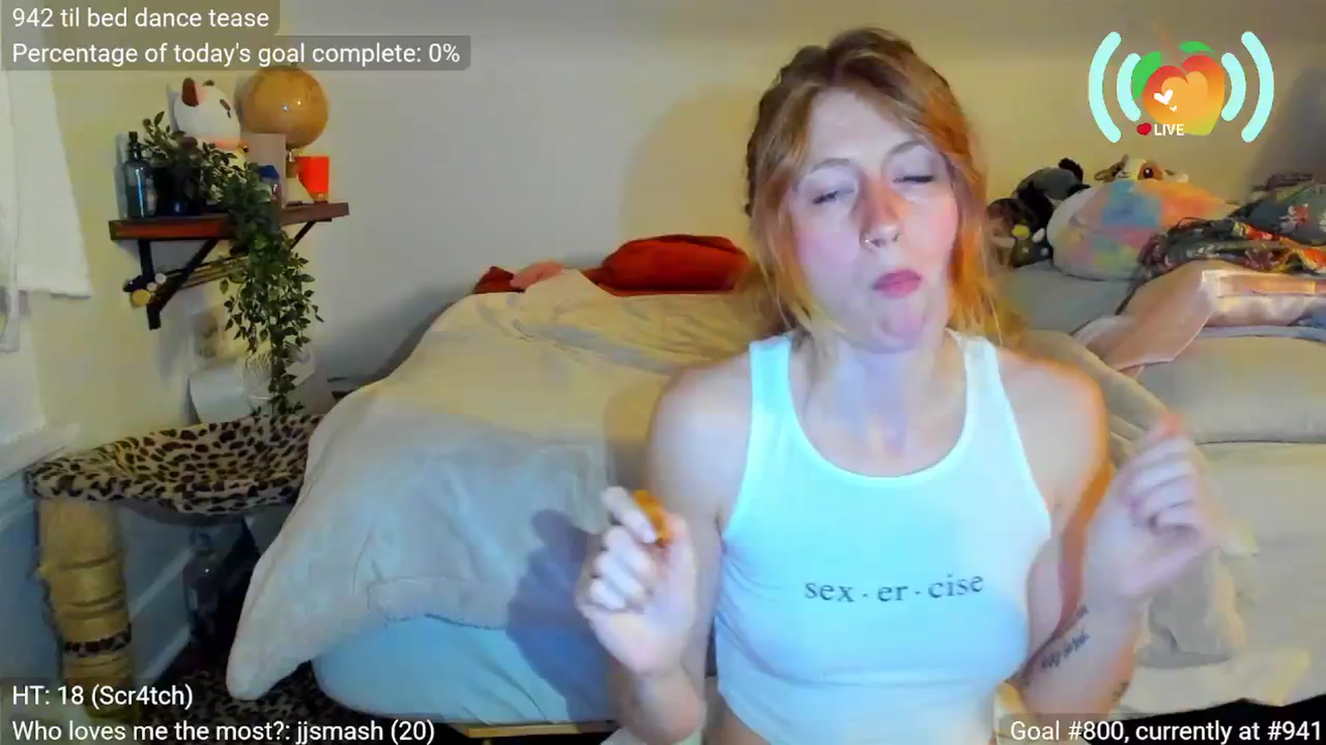 Gallery image thumbnail from SweetMango's myfreecams stream on, 11/14/2025, 02:17 image 13 of 20